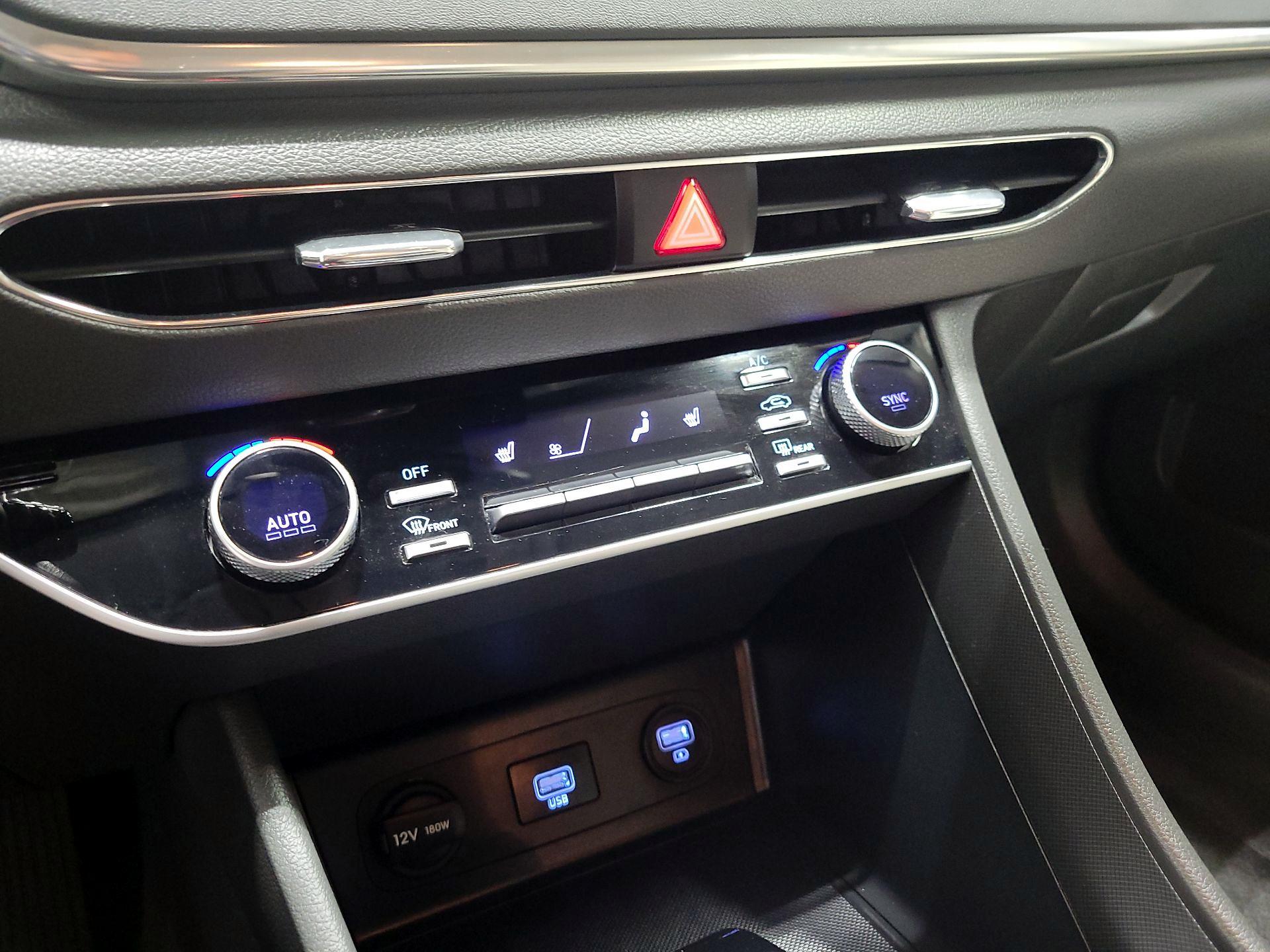 Thumbnail: 2023 Hyundai Sonata - 17