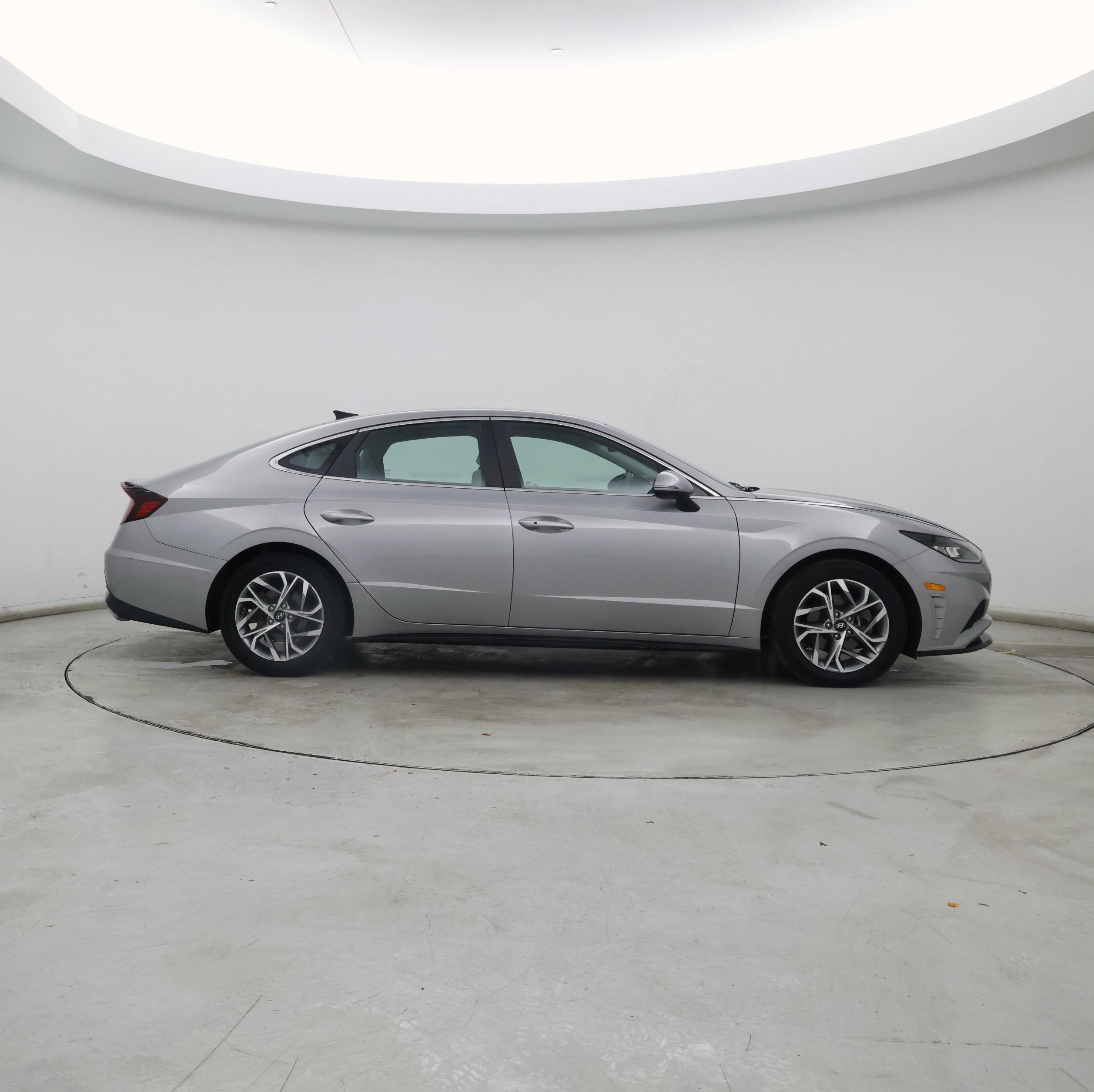 Thumbnail: 2023 Hyundai Sonata - 7