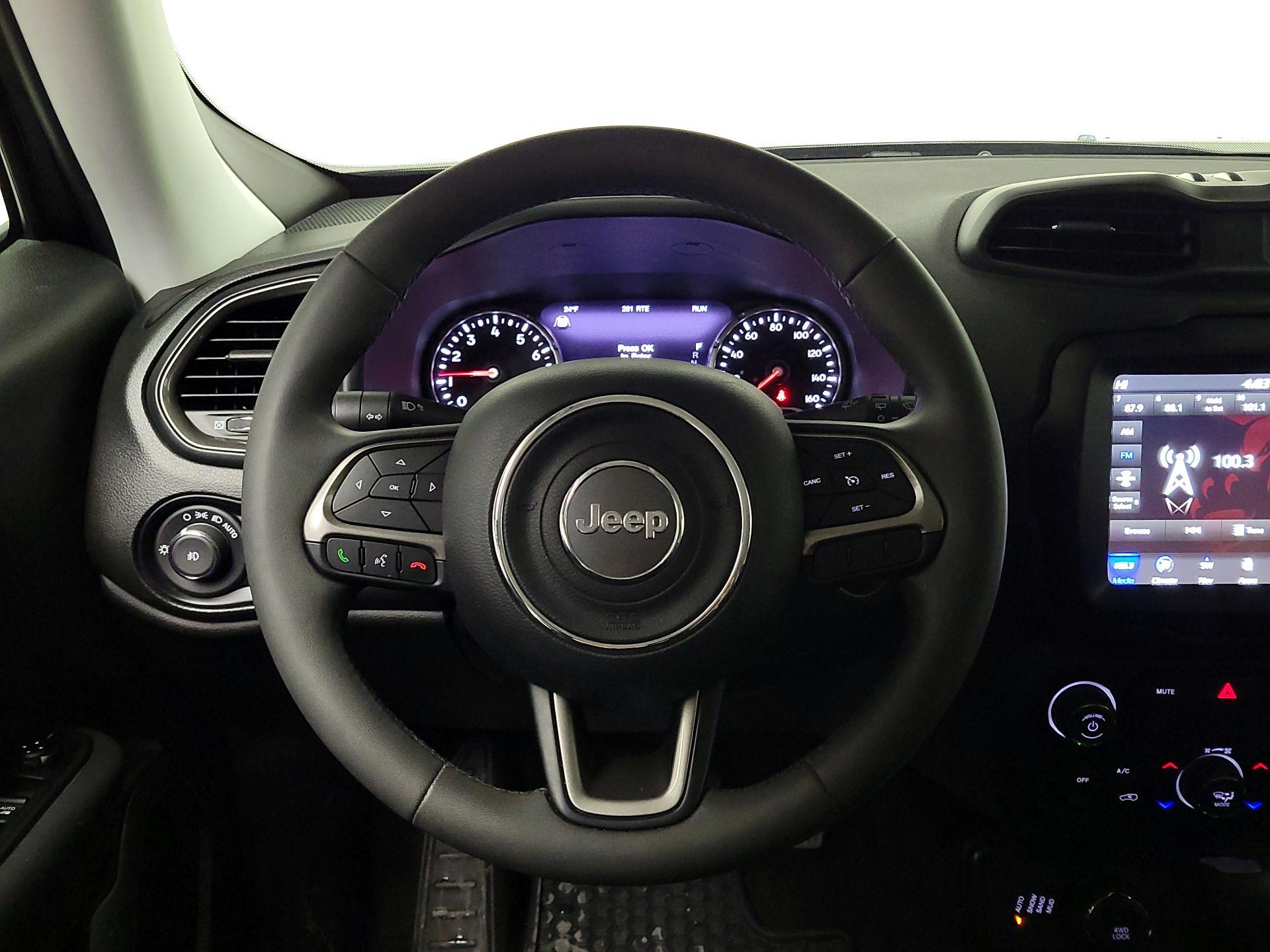 Thumbnail: 2022 Jeep Renegade - 10