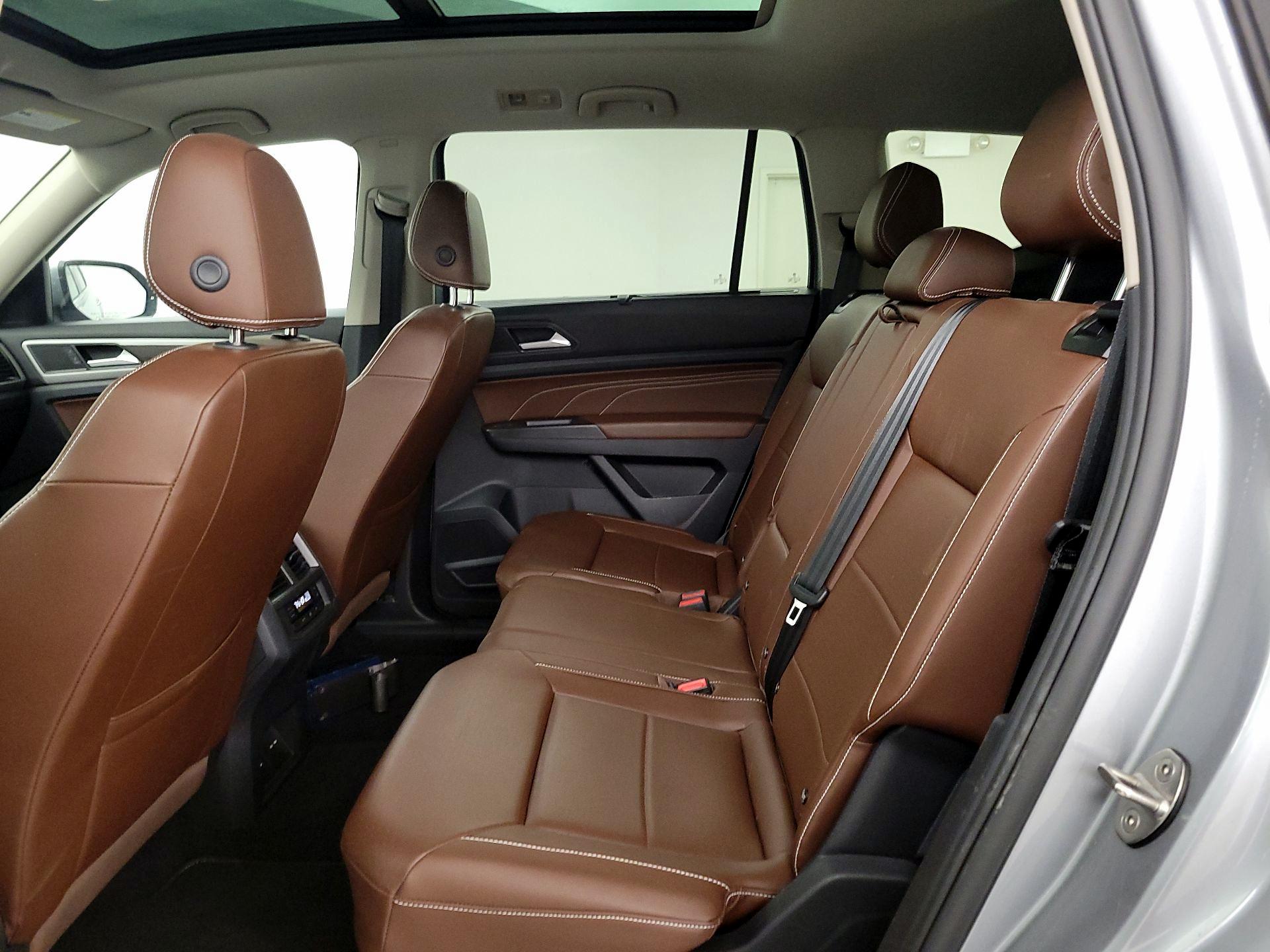 Thumbnail: 2022 Volkswagen Atlas - 20