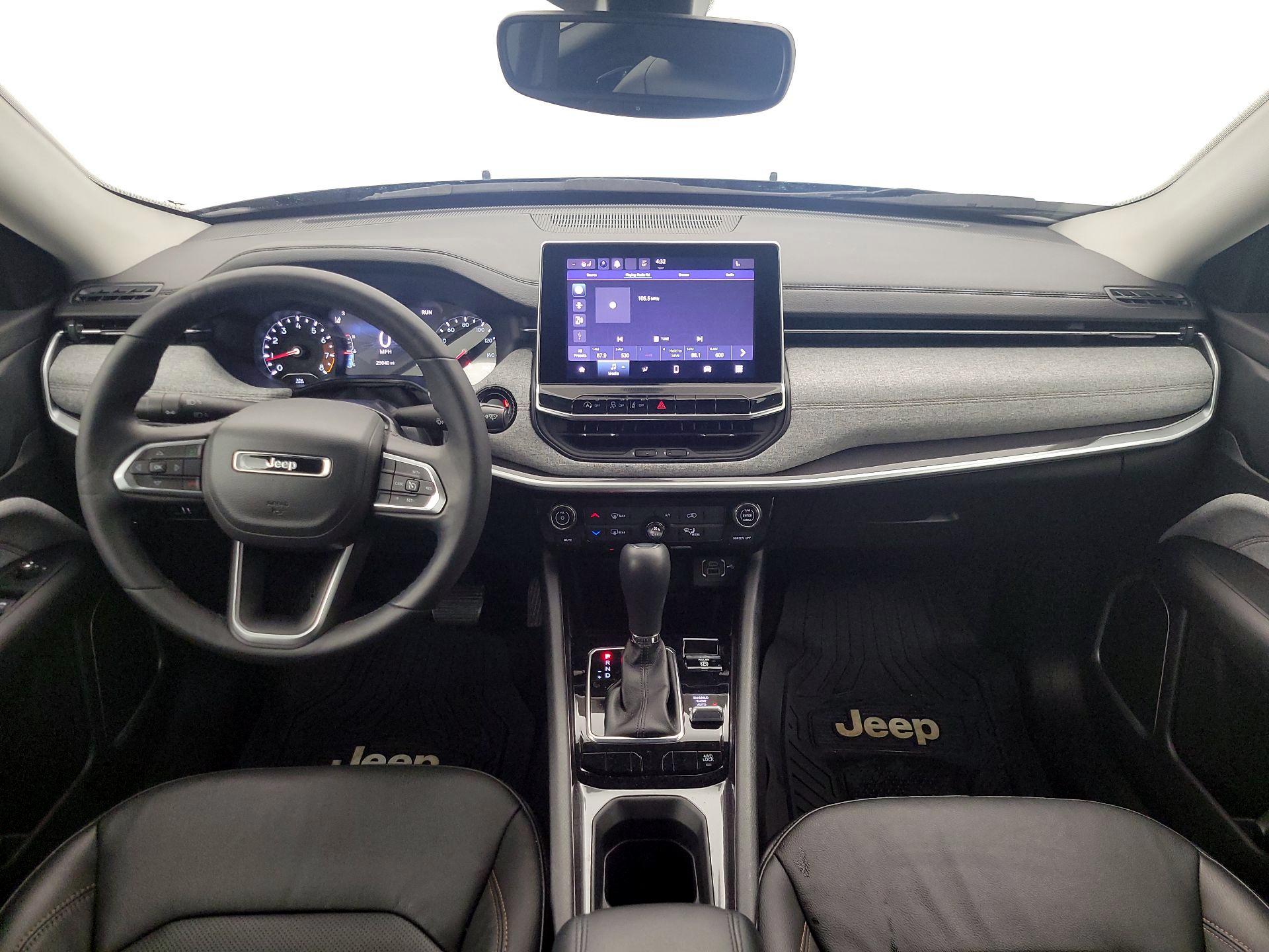 Thumbnail: 2022 Jeep Compass - 9