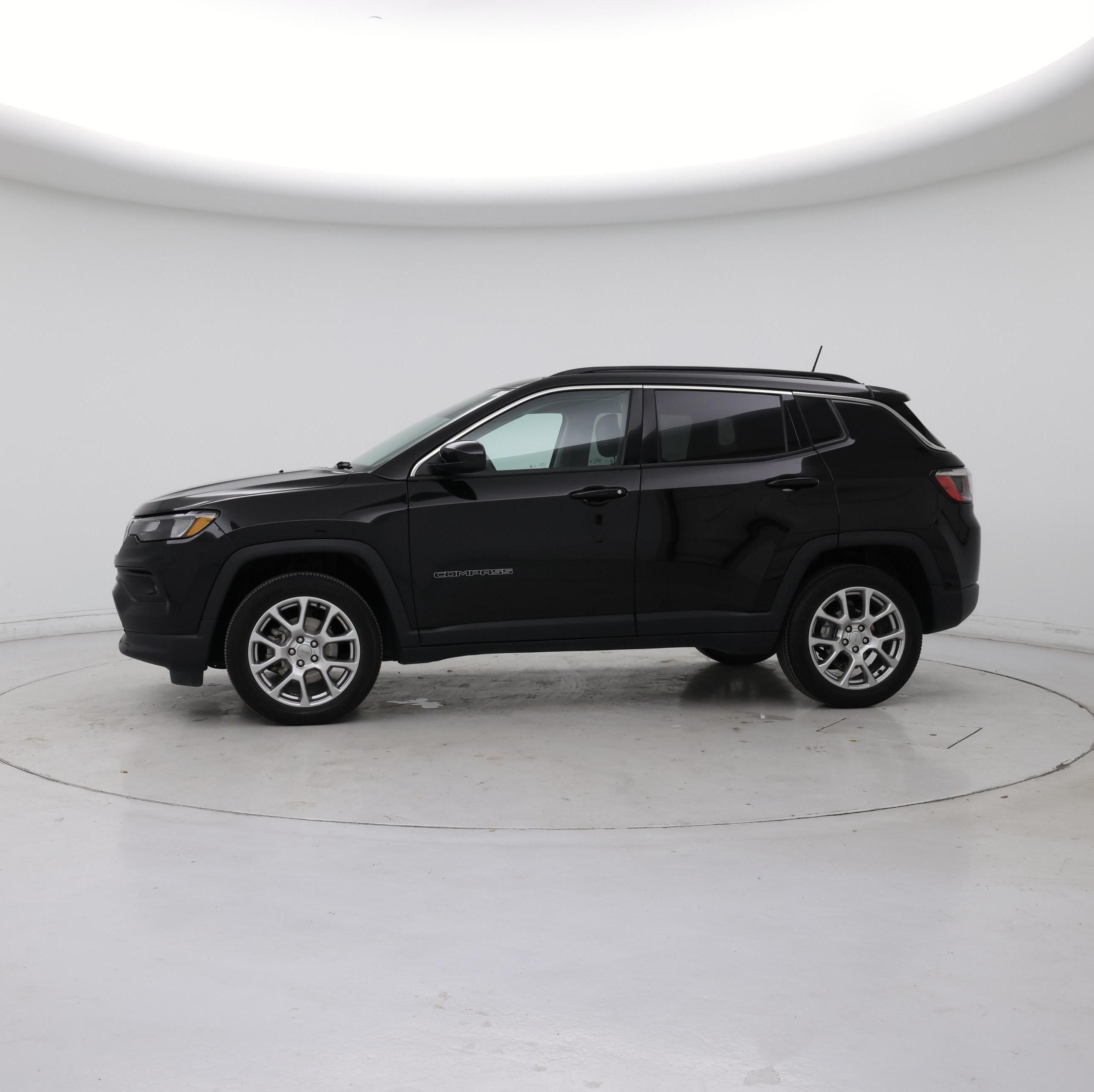 Thumbnail: 2022 Jeep Compass - 3