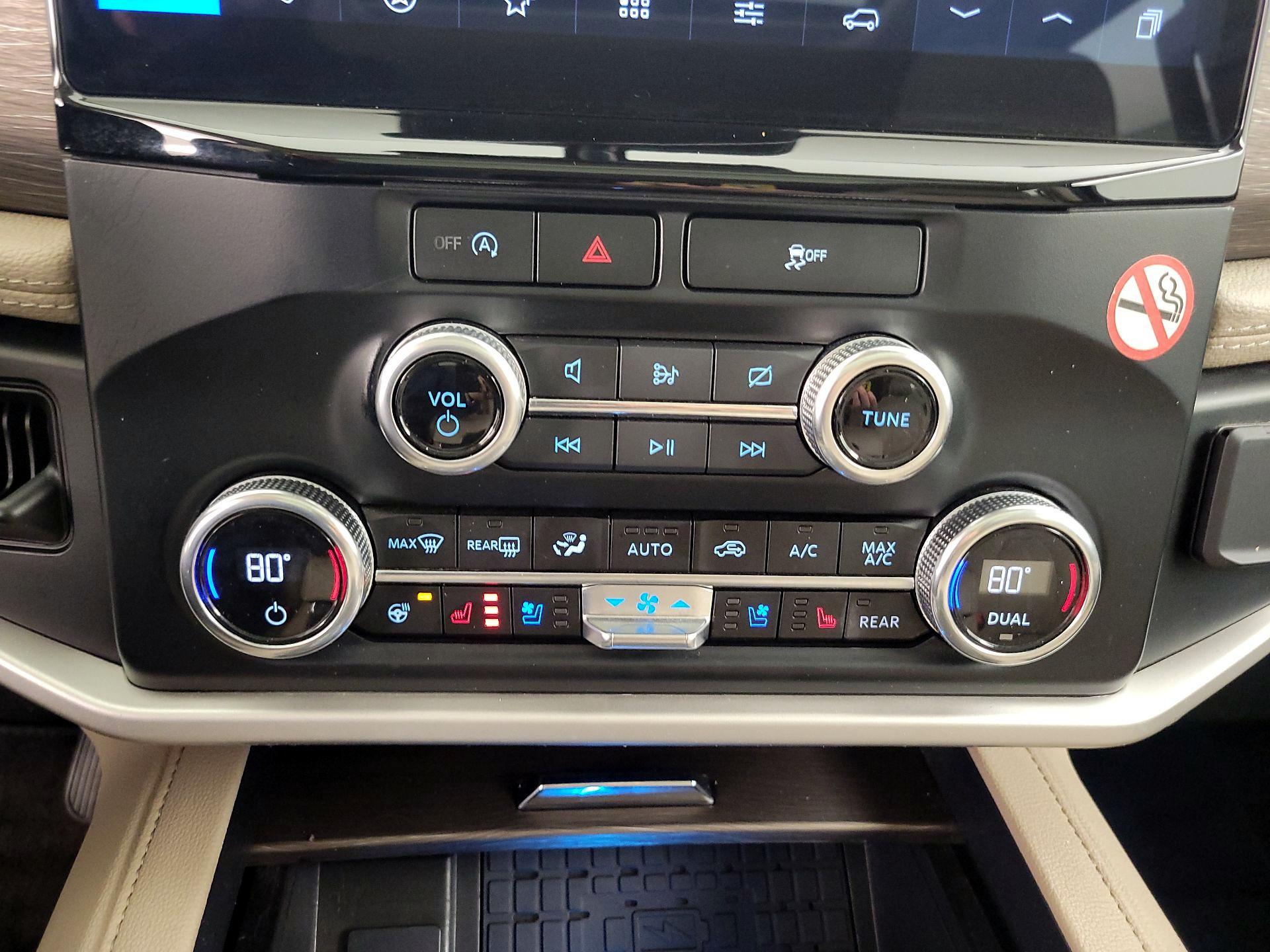 Thumbnail: 2024 Ford Expedition MAX - 17