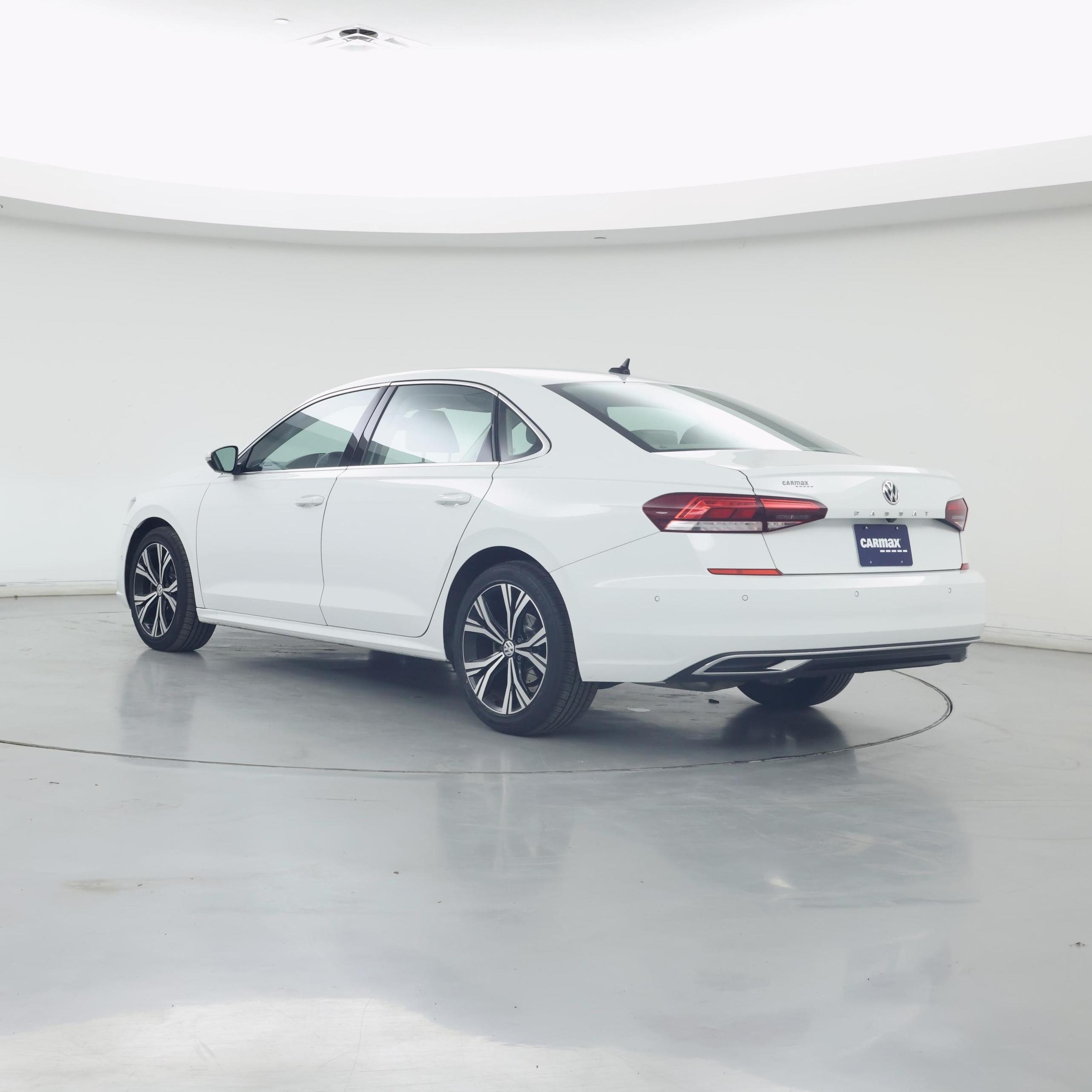 Thumbnail: 2020 Volkswagen Passat - 2