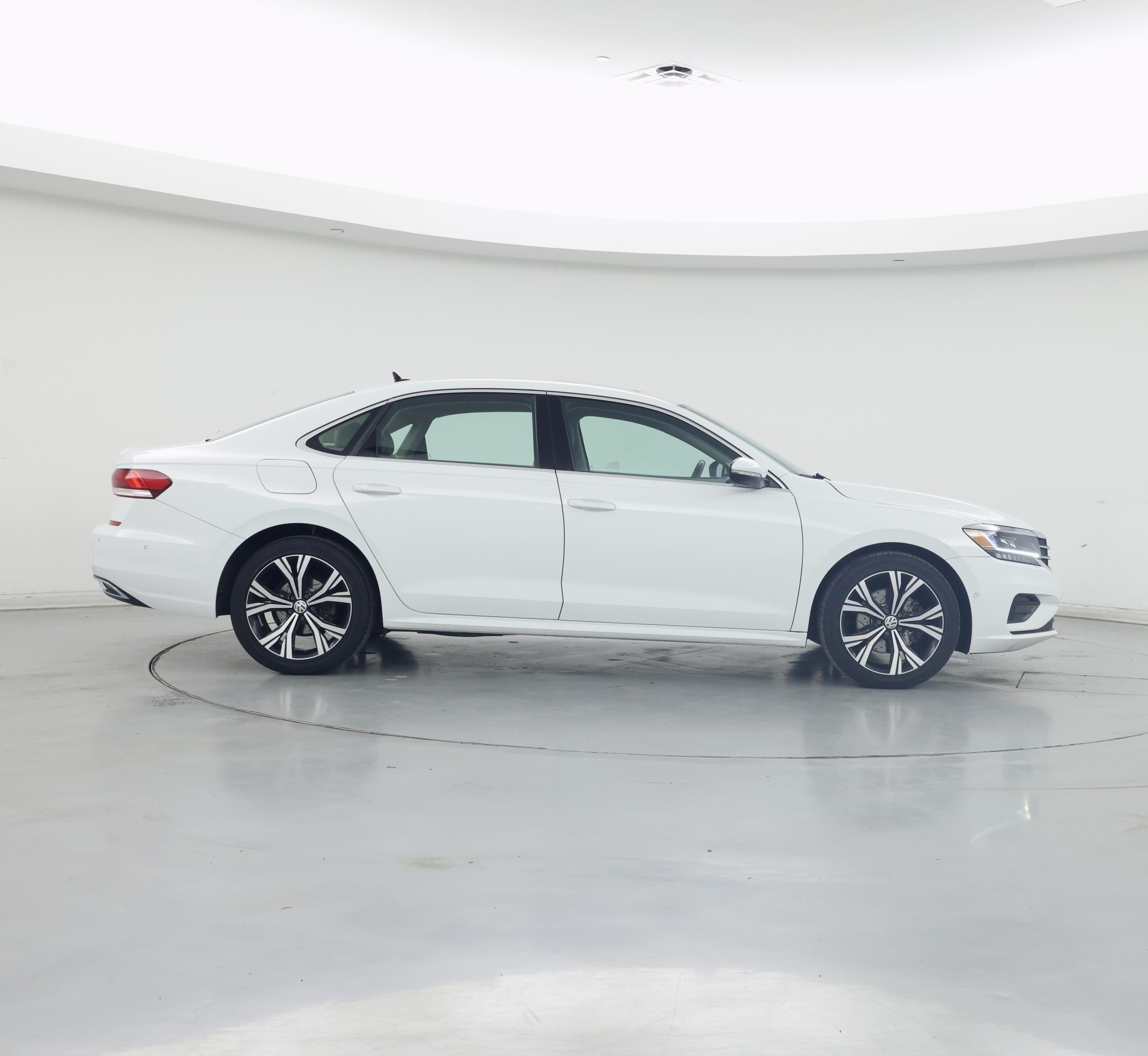 Thumbnail: 2020 Volkswagen Passat - 7