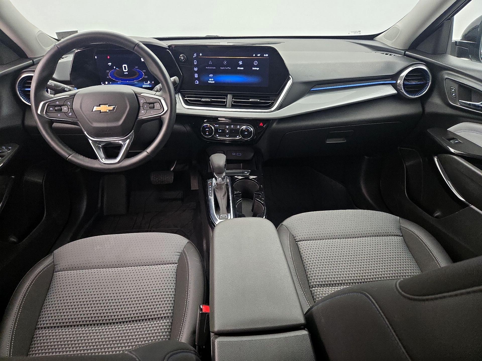 Thumbnail: 2024 Chevrolet Trax - 9