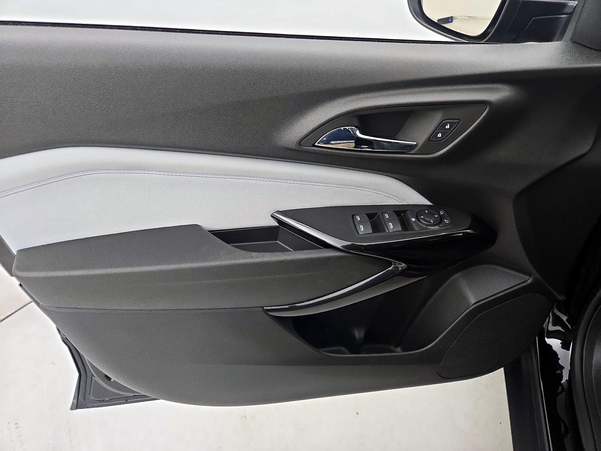 Thumbnail: 2024 Chevrolet Trax - 12