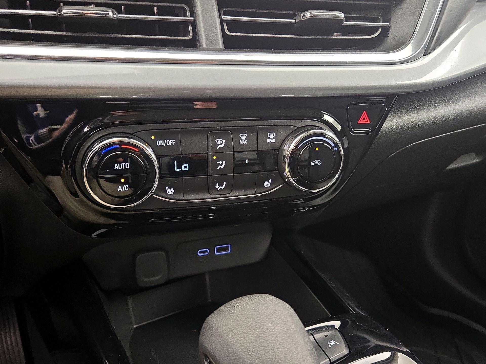 Thumbnail: 2024 Chevrolet Trax - 16