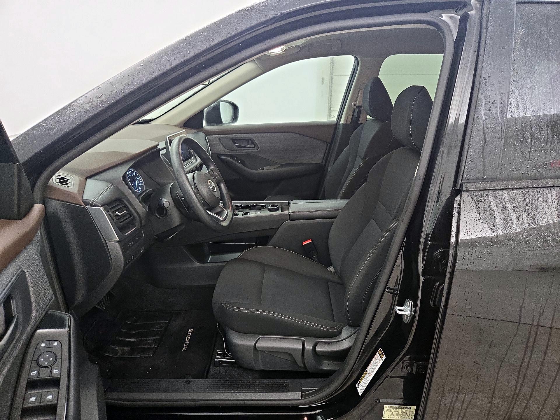 Thumbnail: 2023 Nissan Rogue - 11