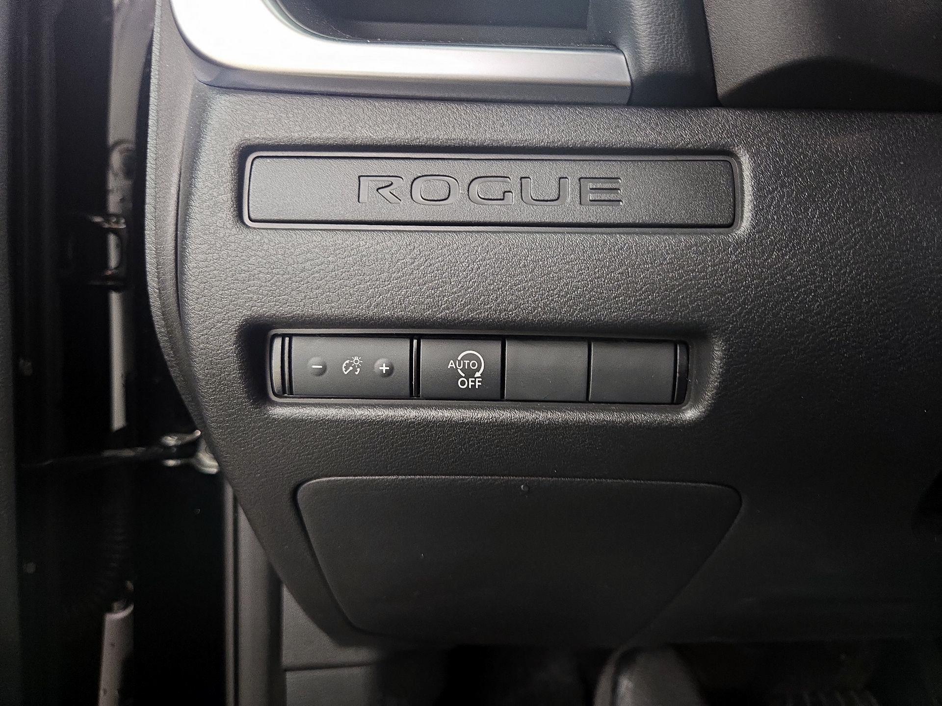 Thumbnail: 2023 Nissan Rogue - 14