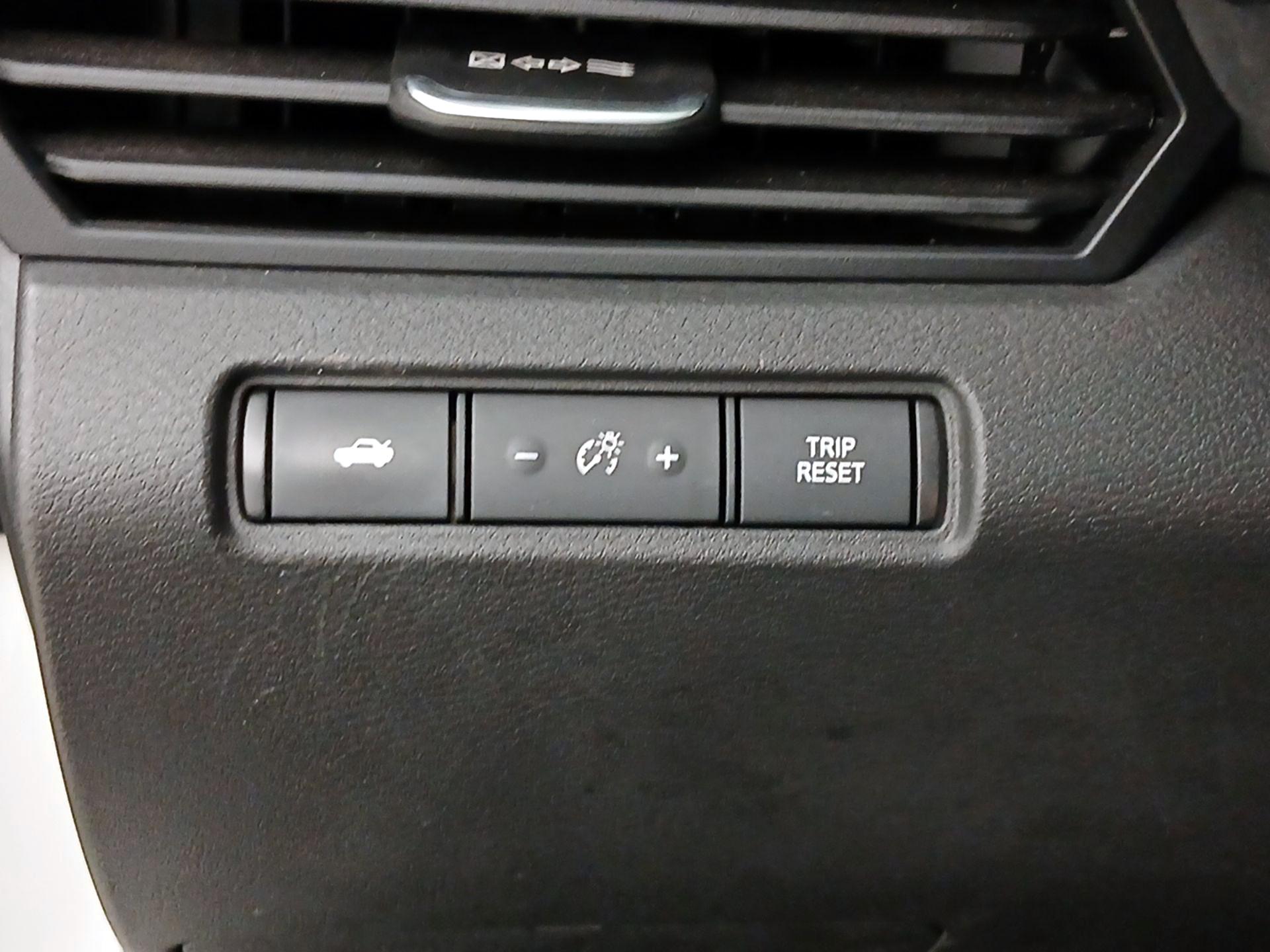 Thumbnail: 2023 Nissan Altima - 13