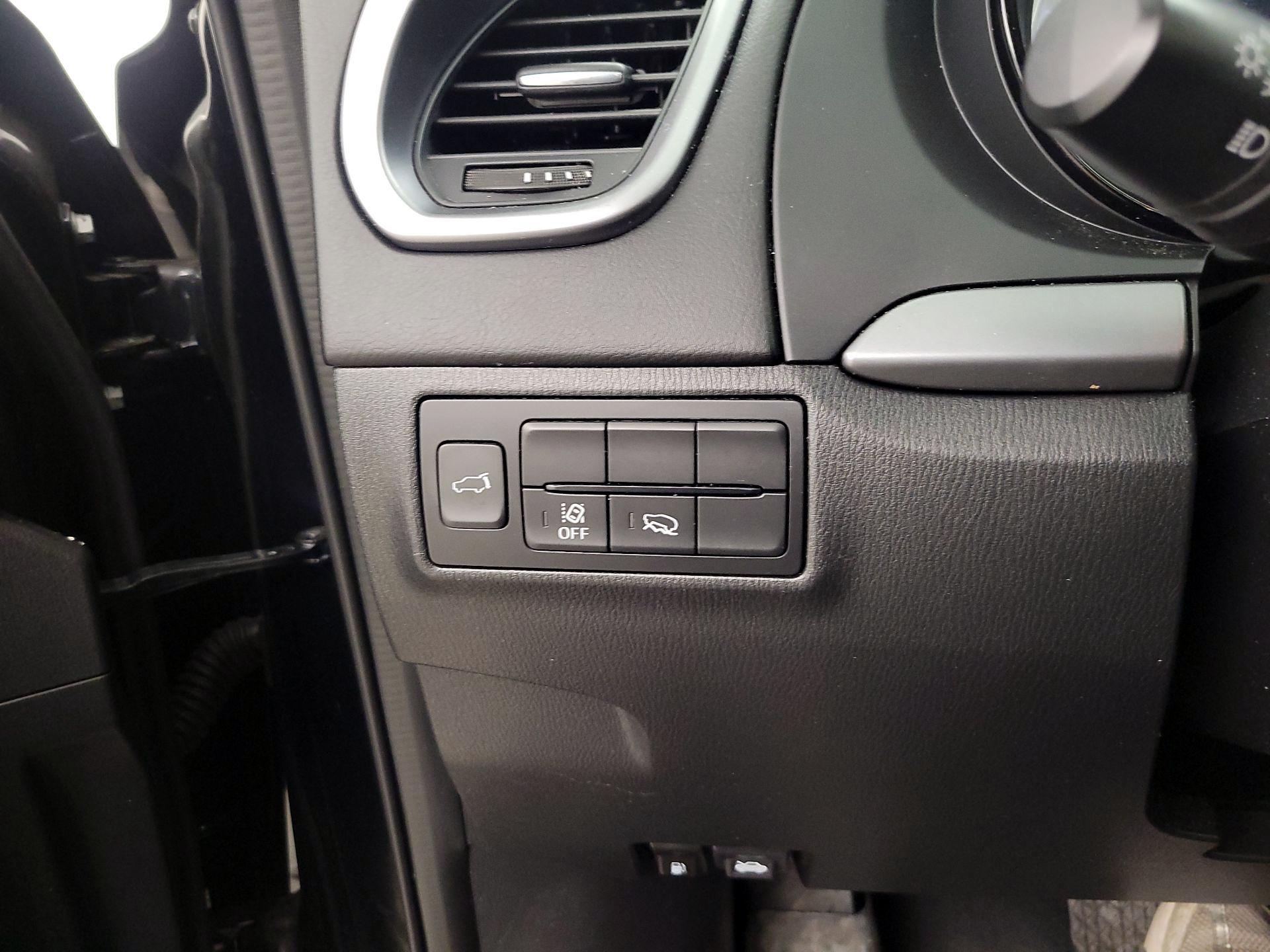 Thumbnail: 2023 Mazda CX-9 - 13