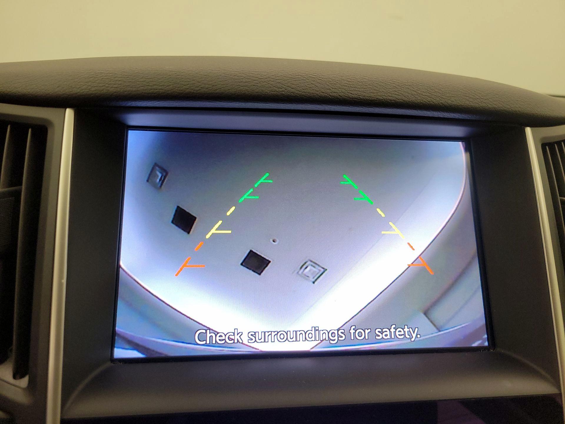 Thumbnail: 2015 INFINITI Q50 - 15