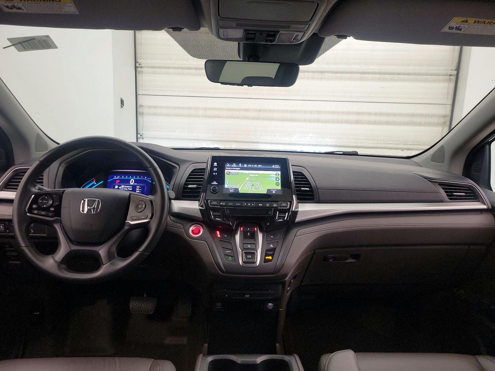 Thumbnail: 2018 Honda Odyssey - 9