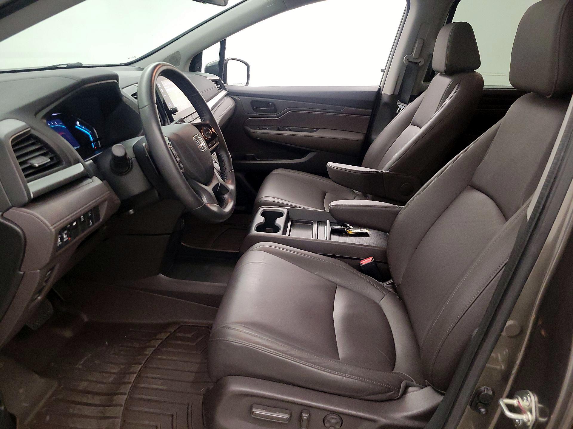 Thumbnail: 2018 Honda Odyssey - 11