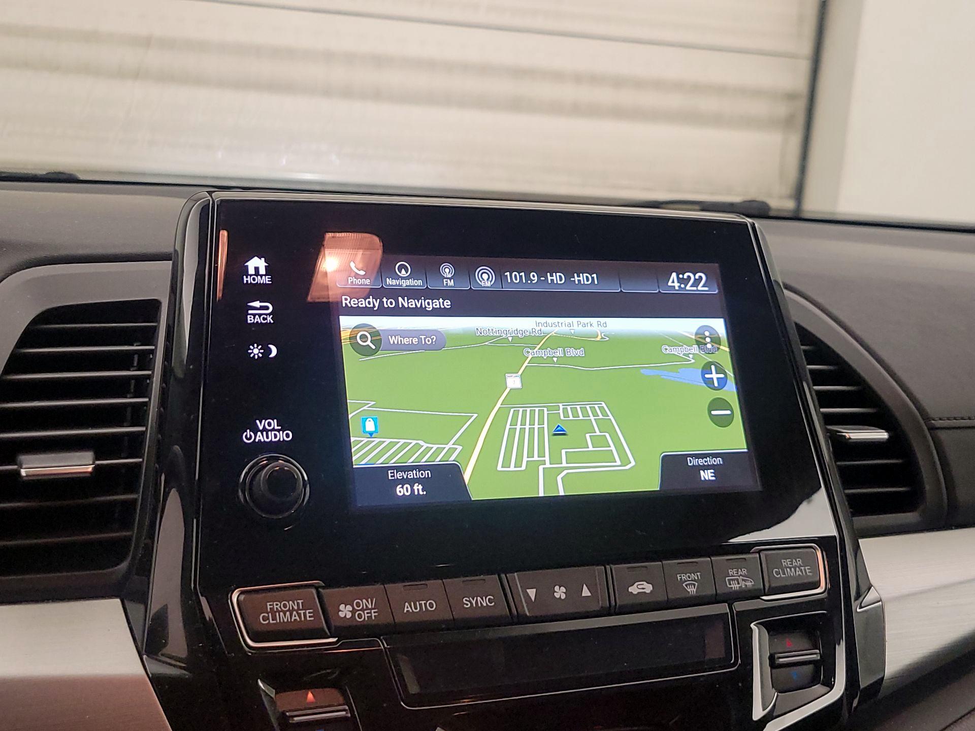 Thumbnail: 2018 Honda Odyssey - 14