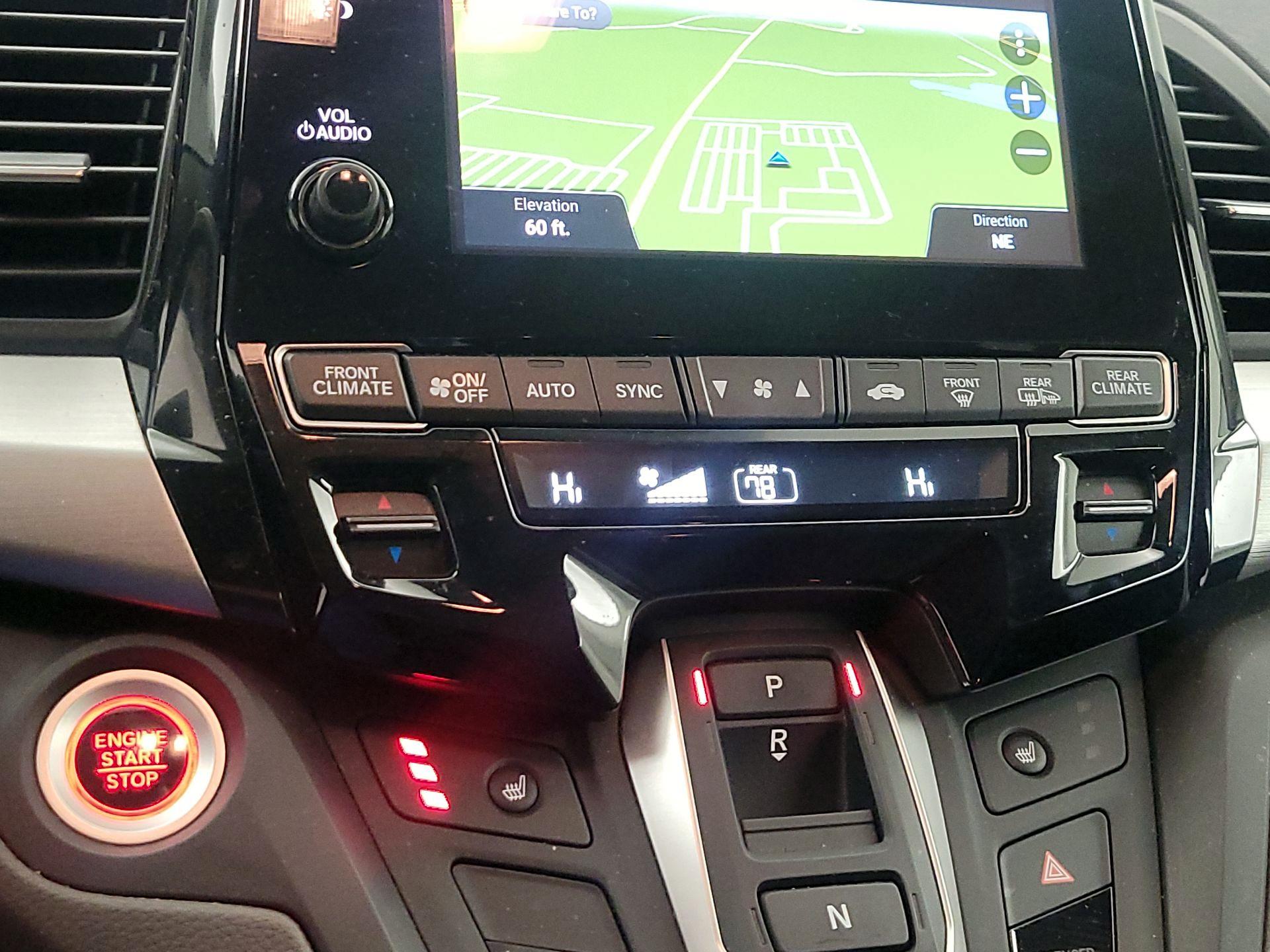 Thumbnail: 2018 Honda Odyssey - 17