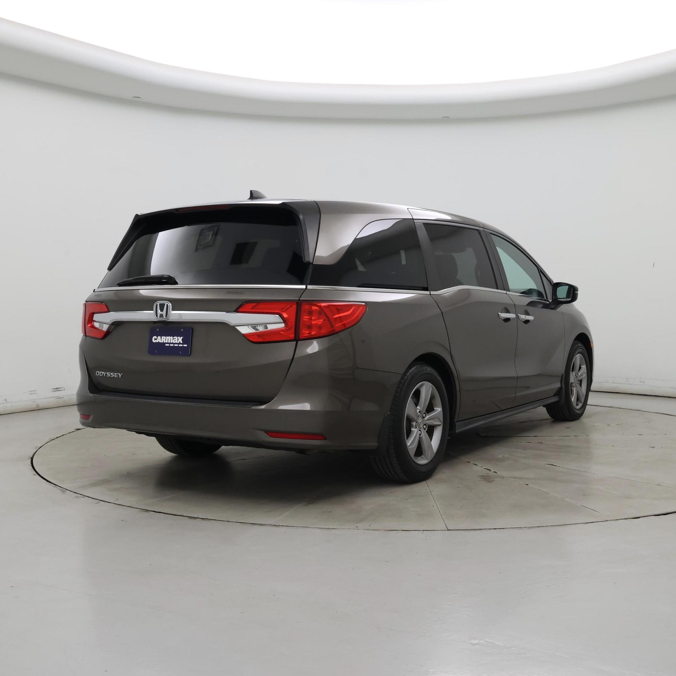 Thumbnail: 2018 Honda Odyssey - 8