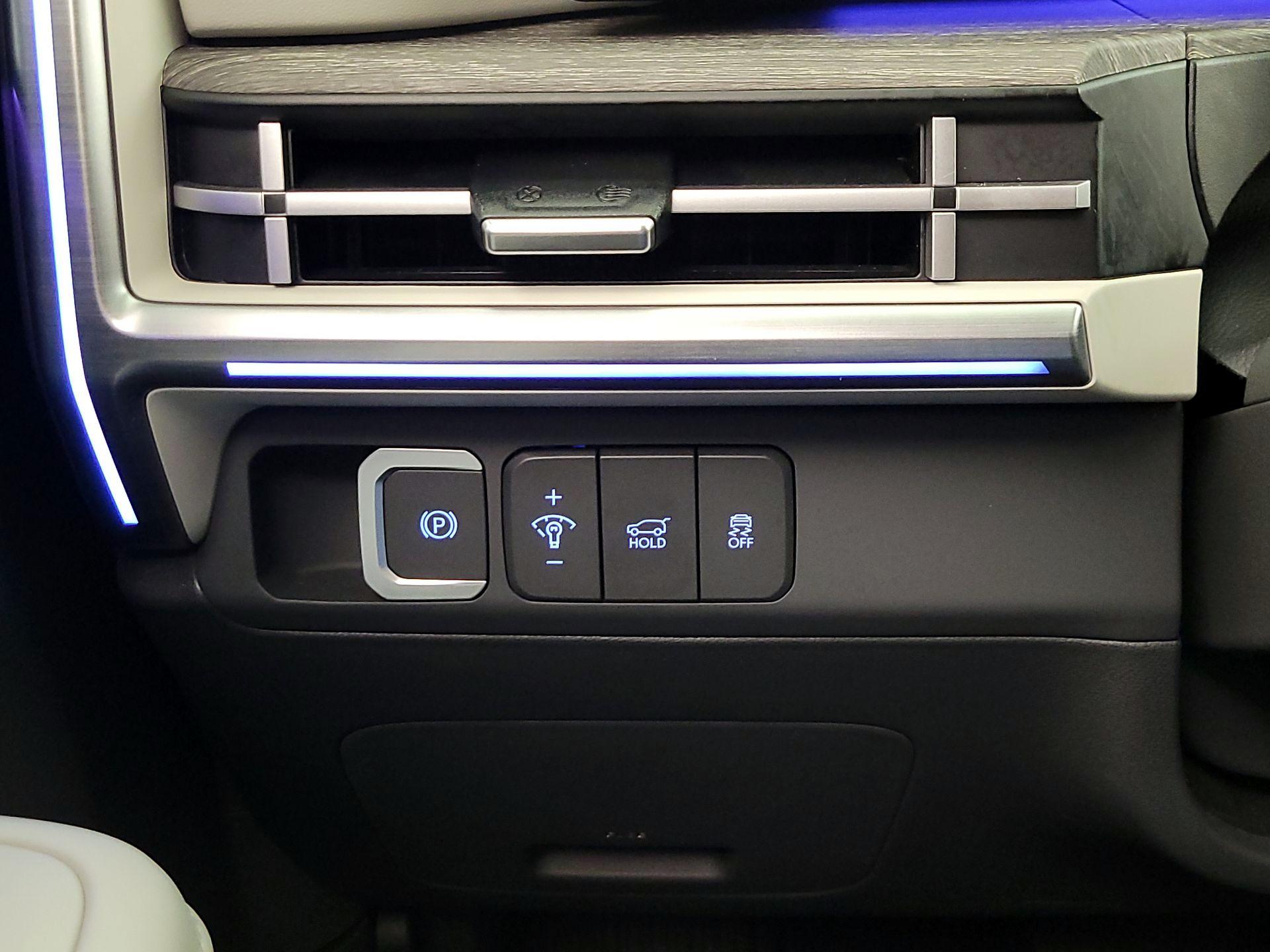 Thumbnail: 2025 Hyundai Santa Fe - 13