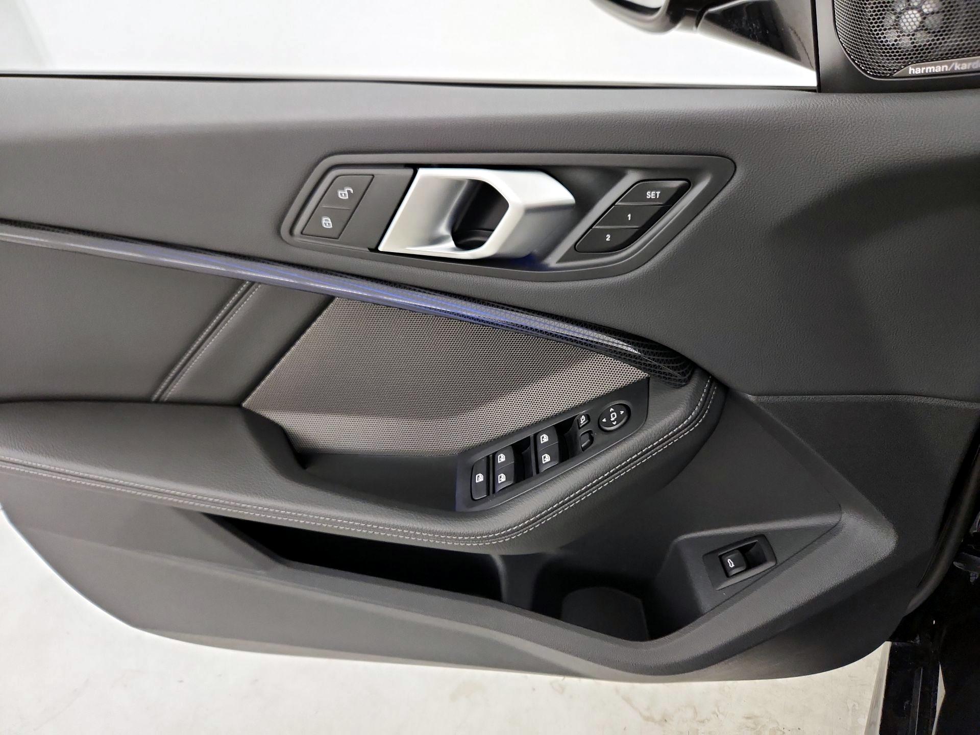 Thumbnail: 2024 BMW 2 Series - 12