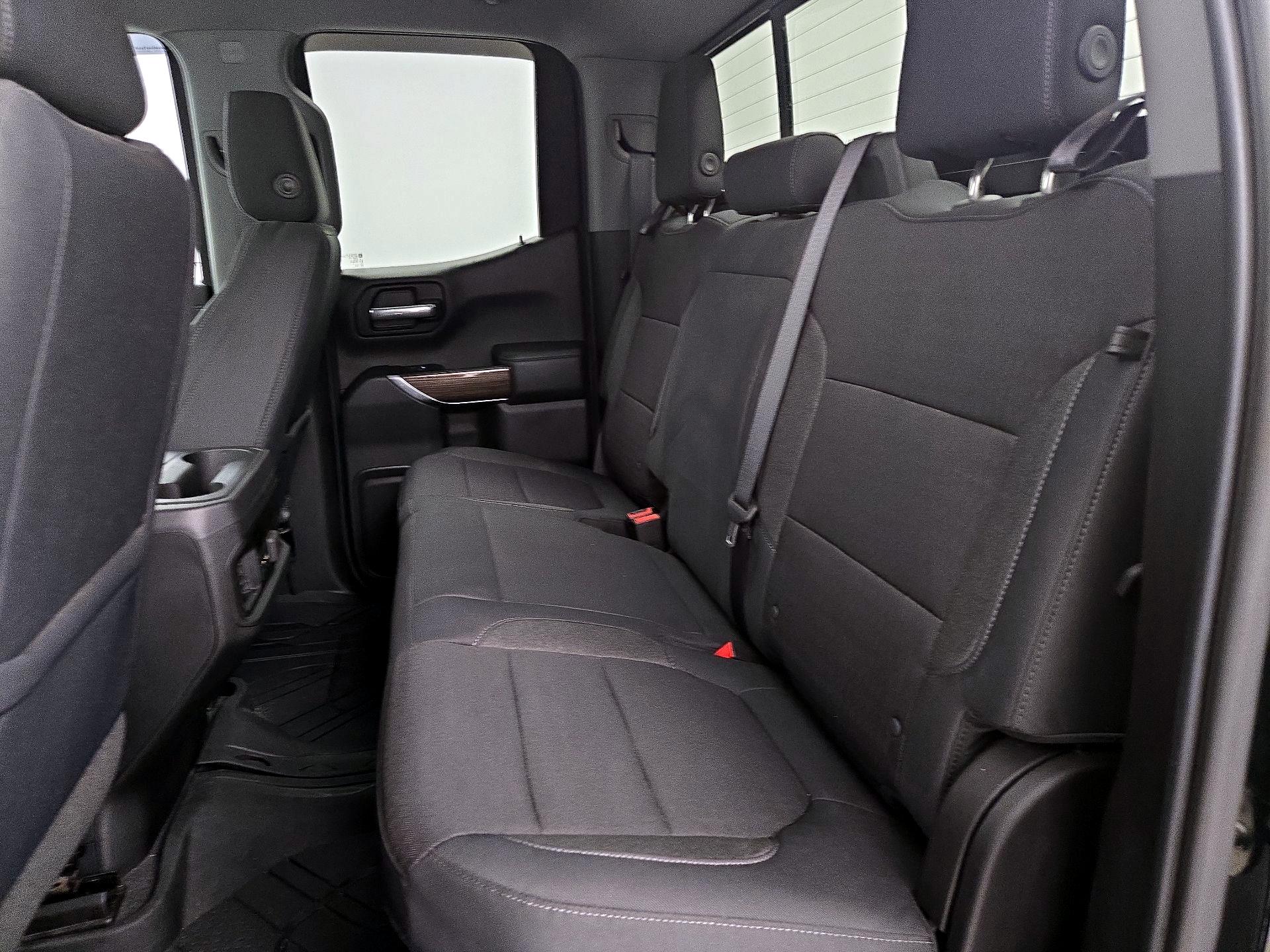 Thumbnail: 2019 Chevrolet Silverado 1500 - 19