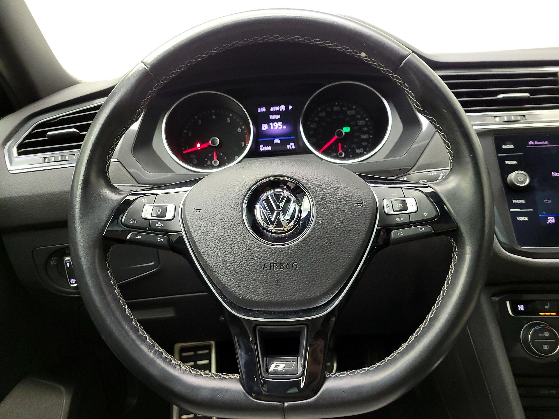 Thumbnail: 2021 Volkswagen Tiguan - 10