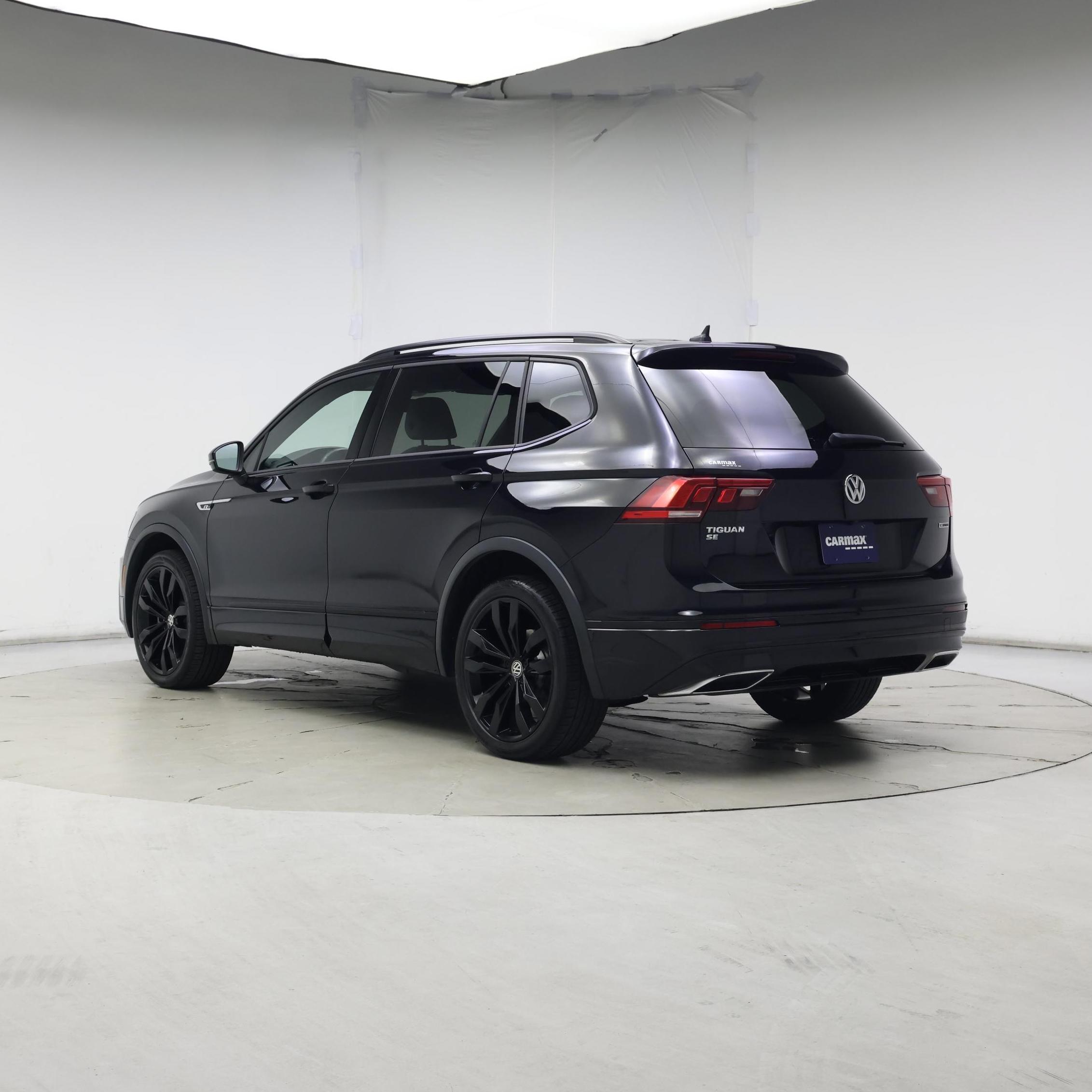 Thumbnail: 2021 Volkswagen Tiguan - 2