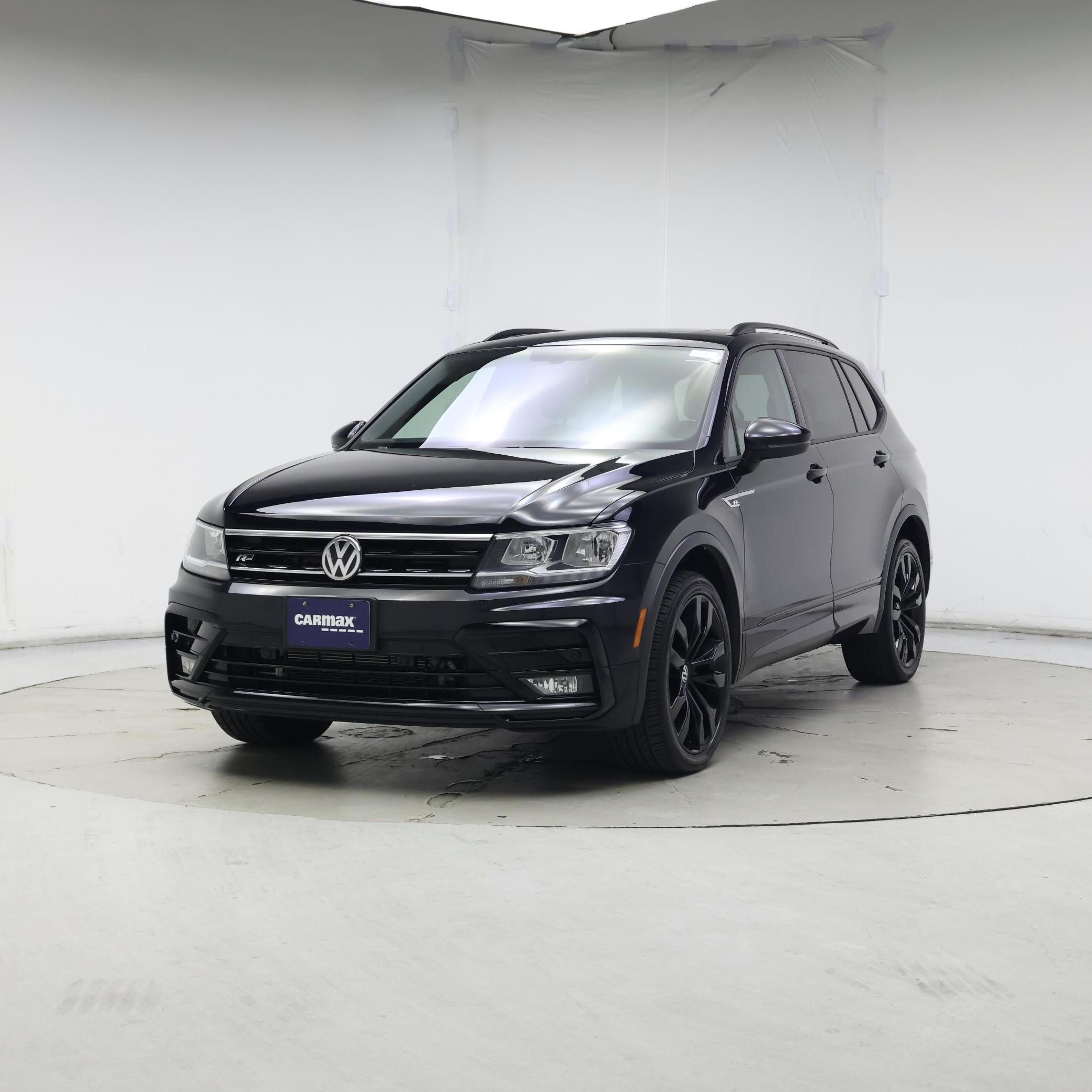 Thumbnail: 2021 Volkswagen Tiguan - 4