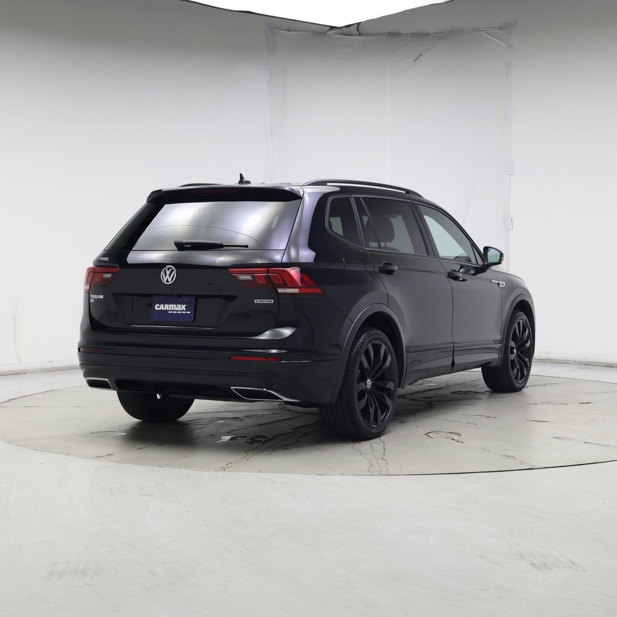 Thumbnail: 2021 Volkswagen Tiguan - 8