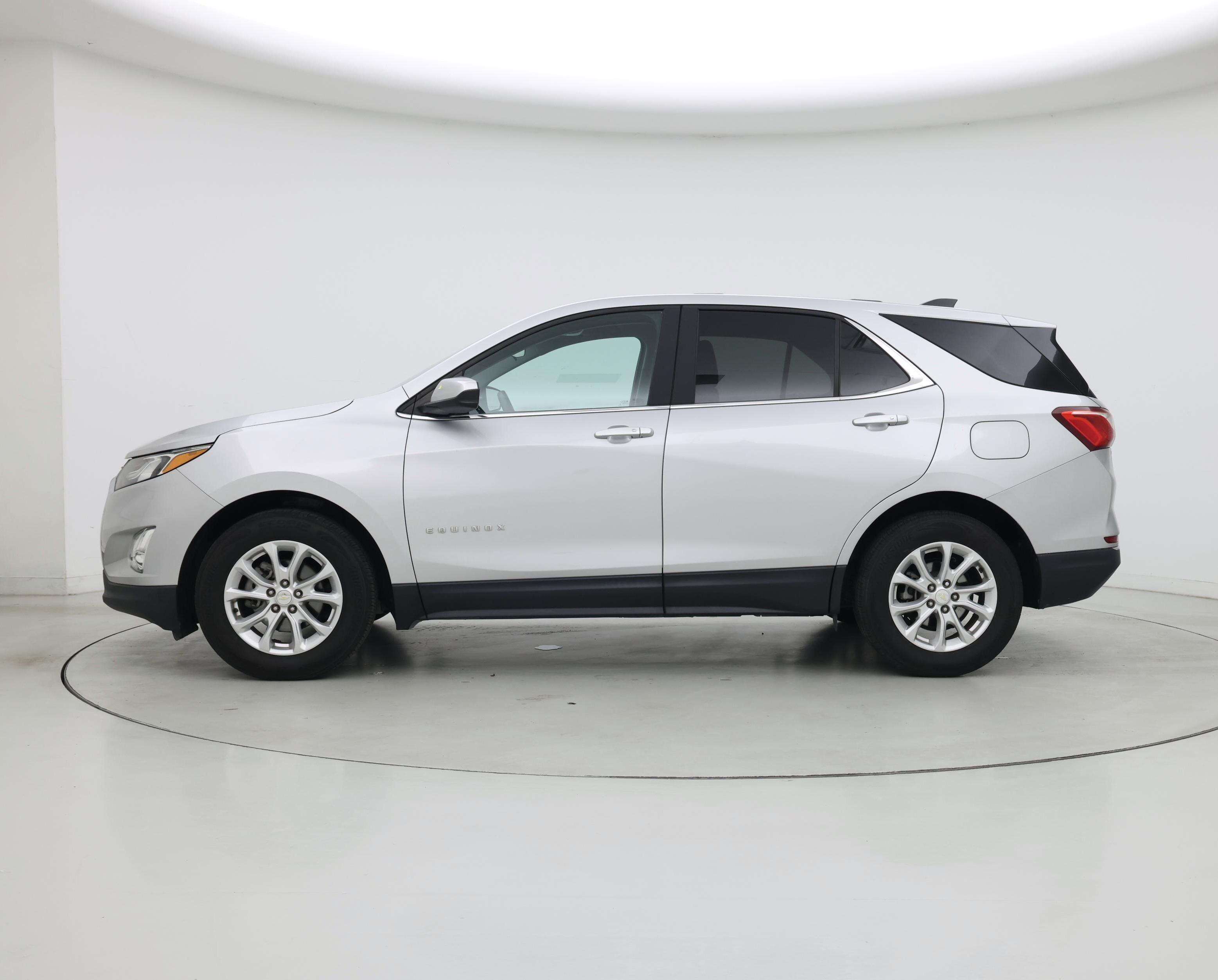 Thumbnail: 2019 Chevrolet Equinox - 3