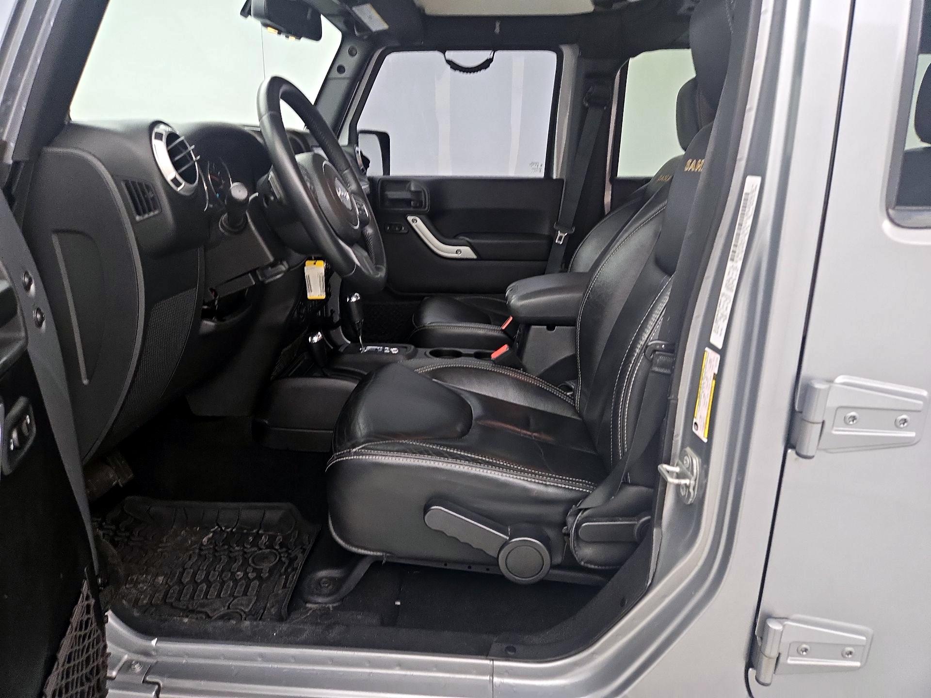 Thumbnail: 2014 Jeep Wrangler - 11