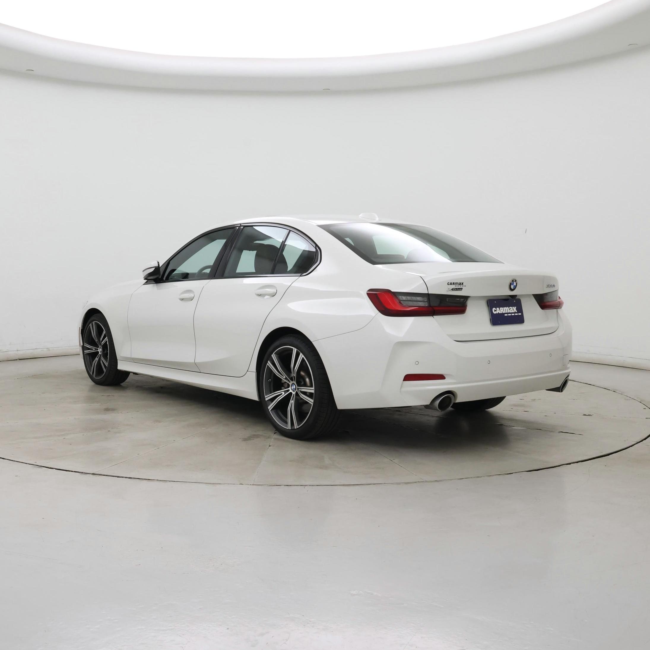 Thumbnail: 2023 BMW 3 Series - 2