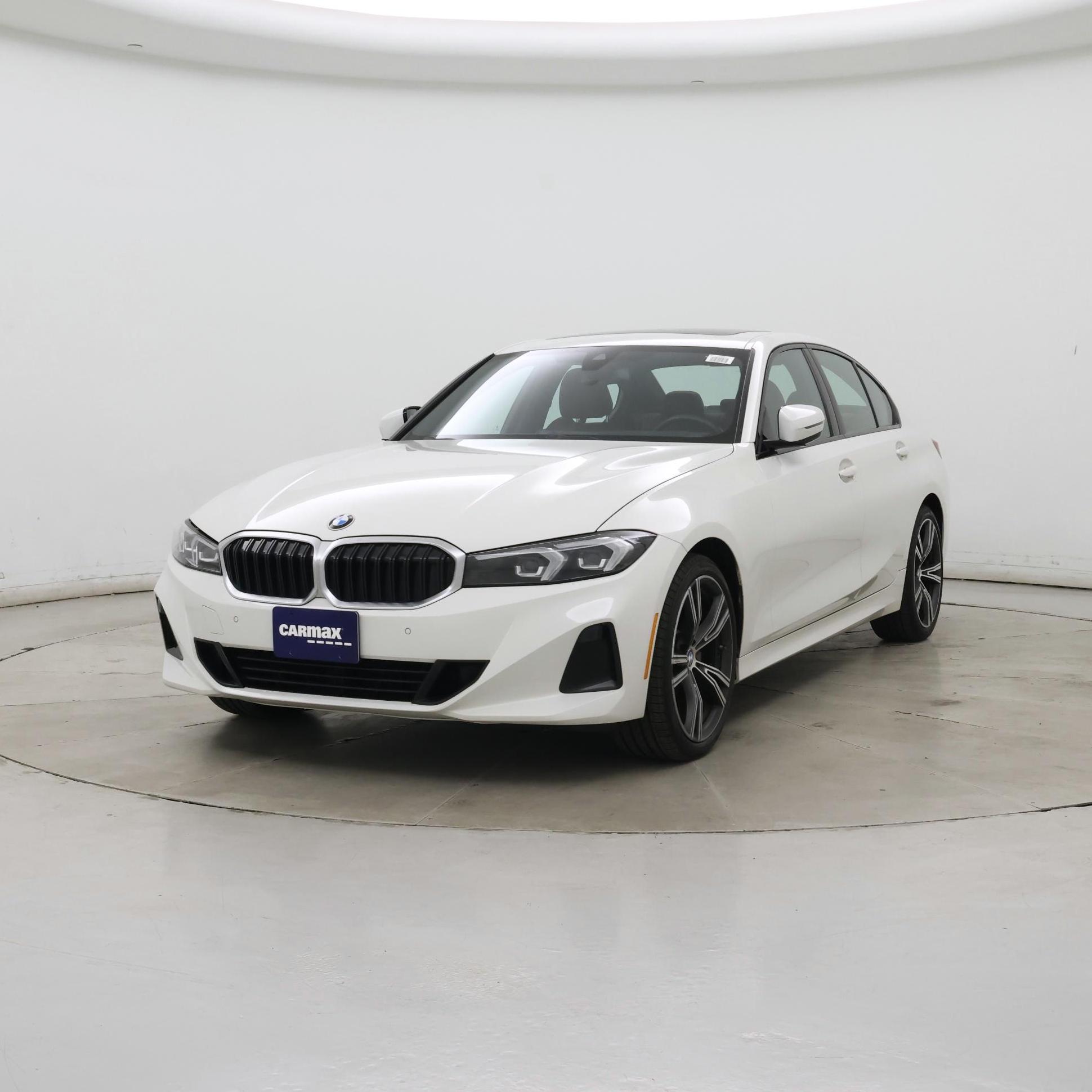 Thumbnail: 2023 BMW 3 Series - 4