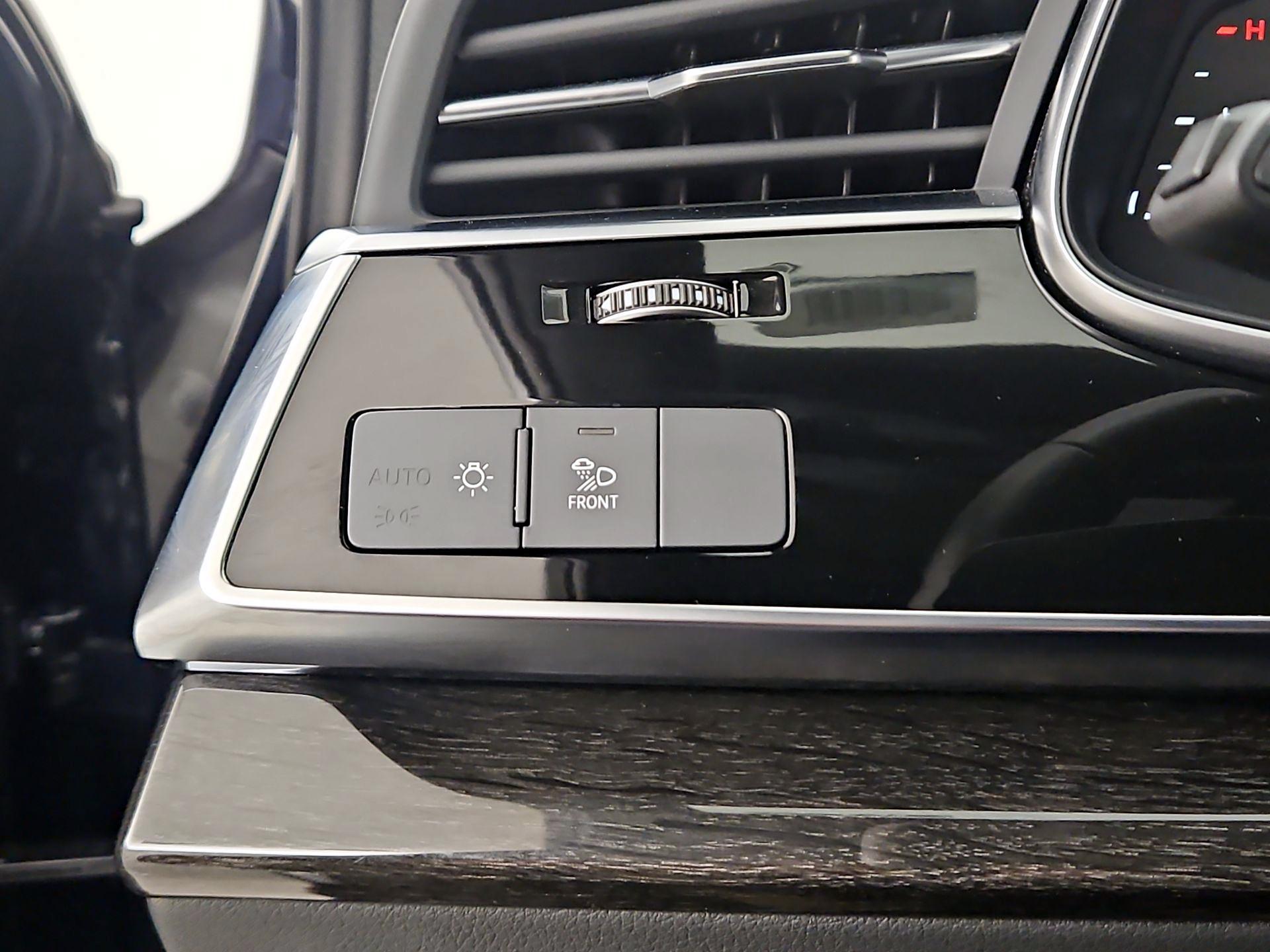 Thumbnail: 2024 Audi Q7 - 13