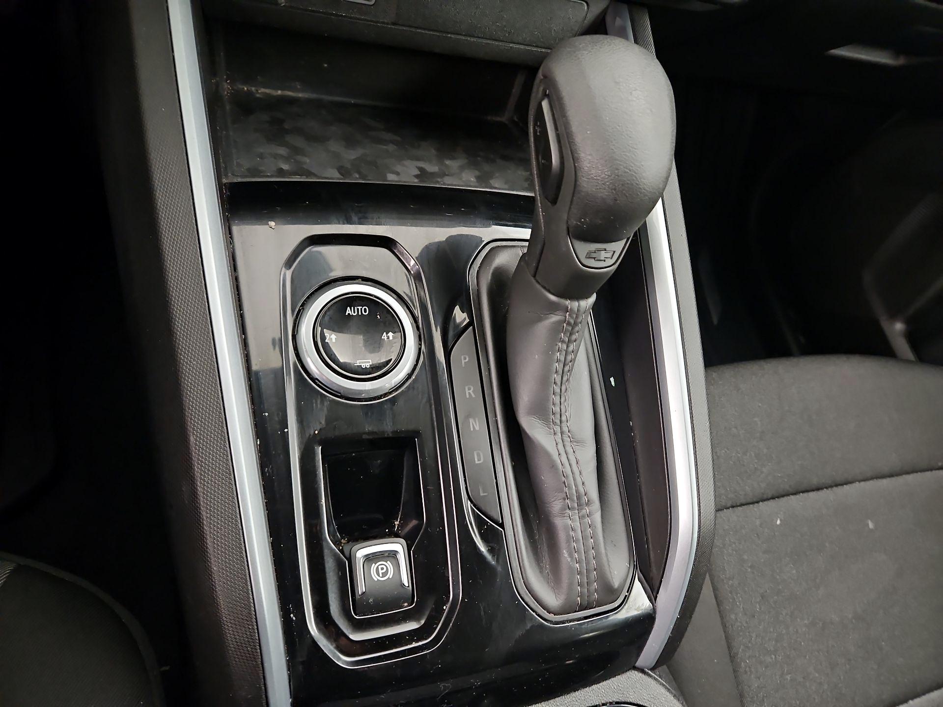 Thumbnail: 2025 Chevrolet Colorado - 18