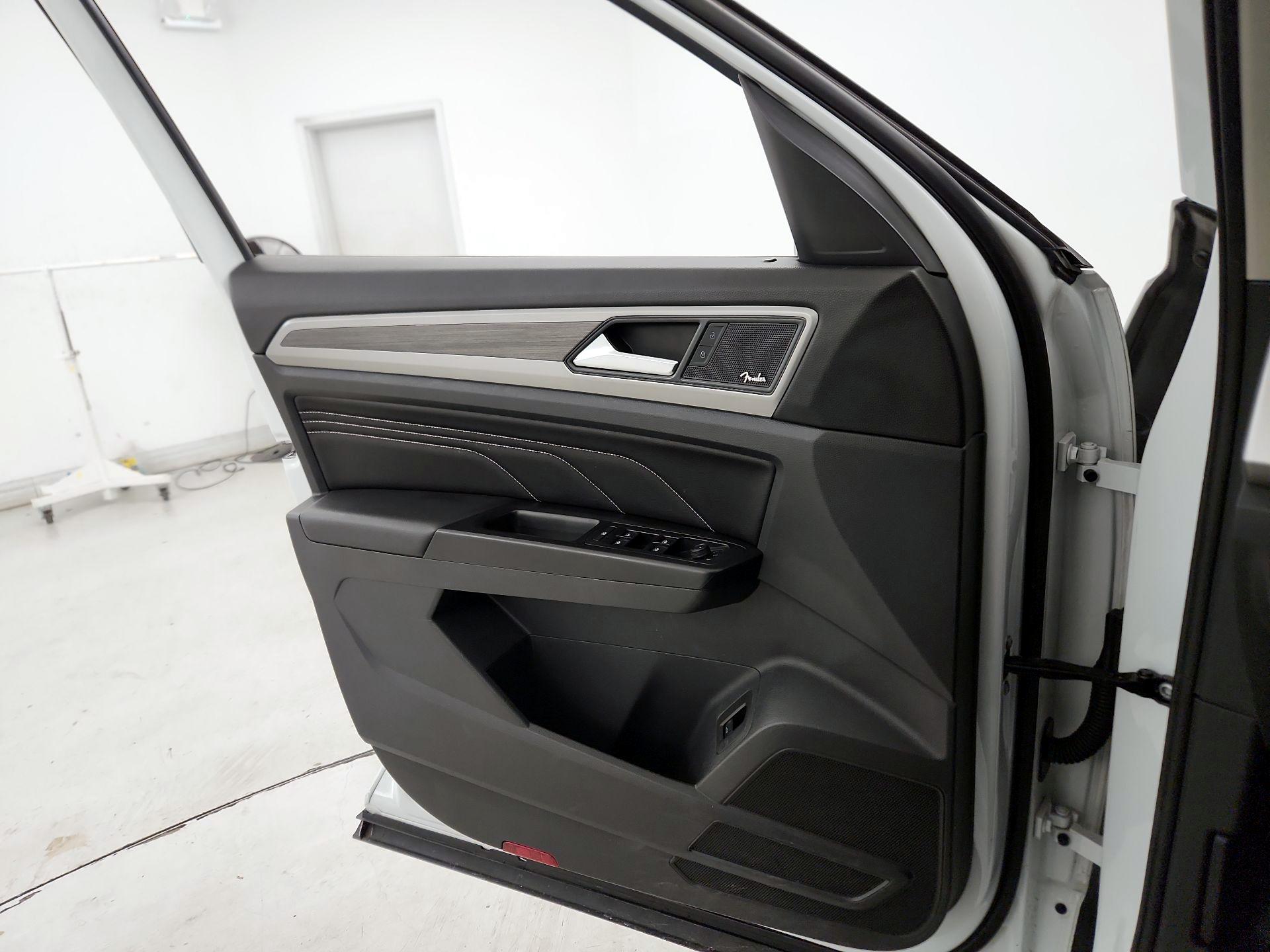 Thumbnail: 2021 Volkswagen Atlas - 12