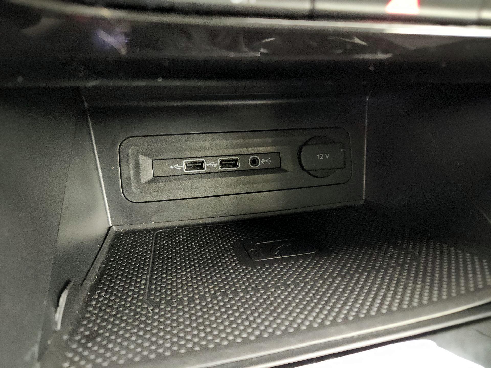 Thumbnail: 2021 Volkswagen Atlas - 19