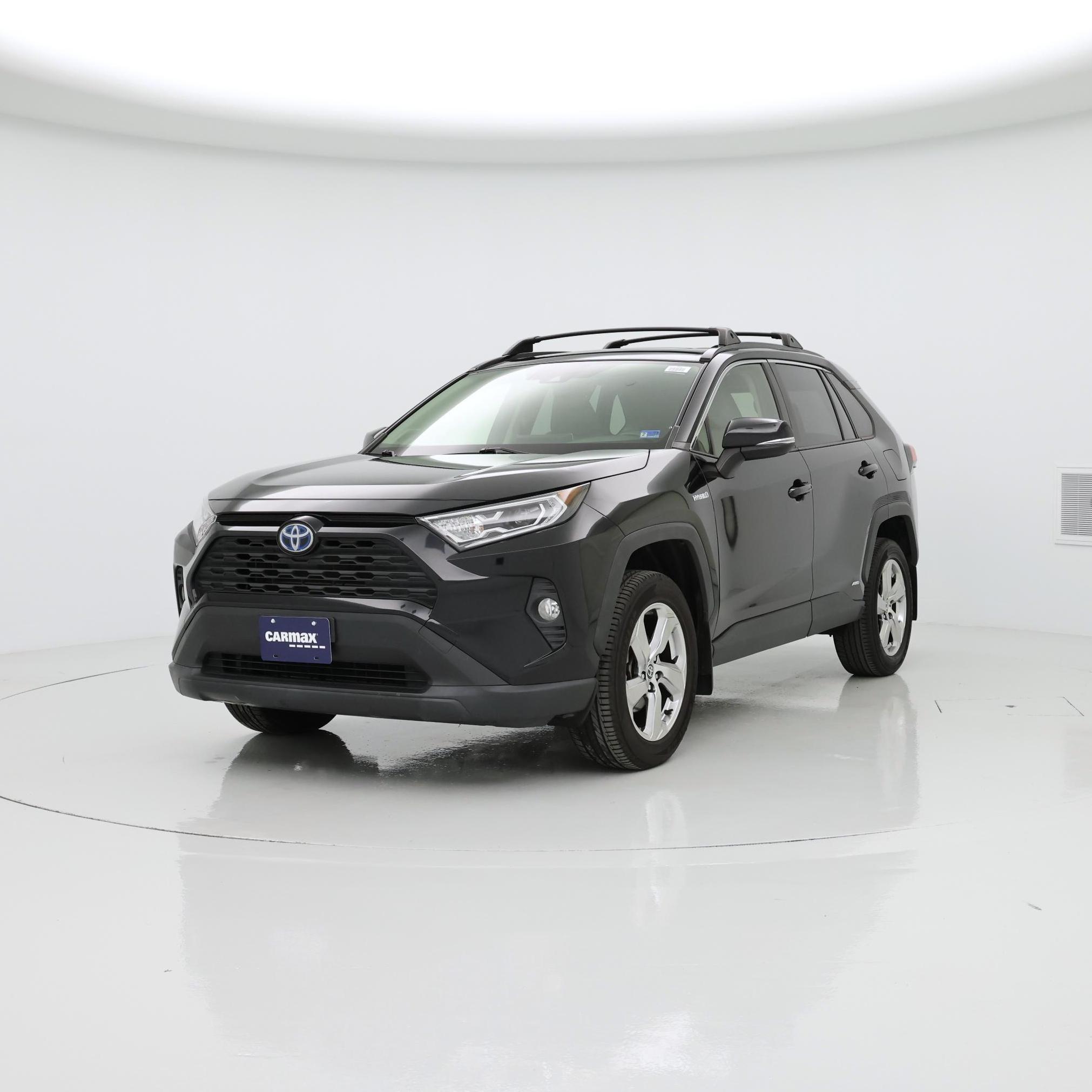 Thumbnail: 2021 Toyota RAV4 - 4