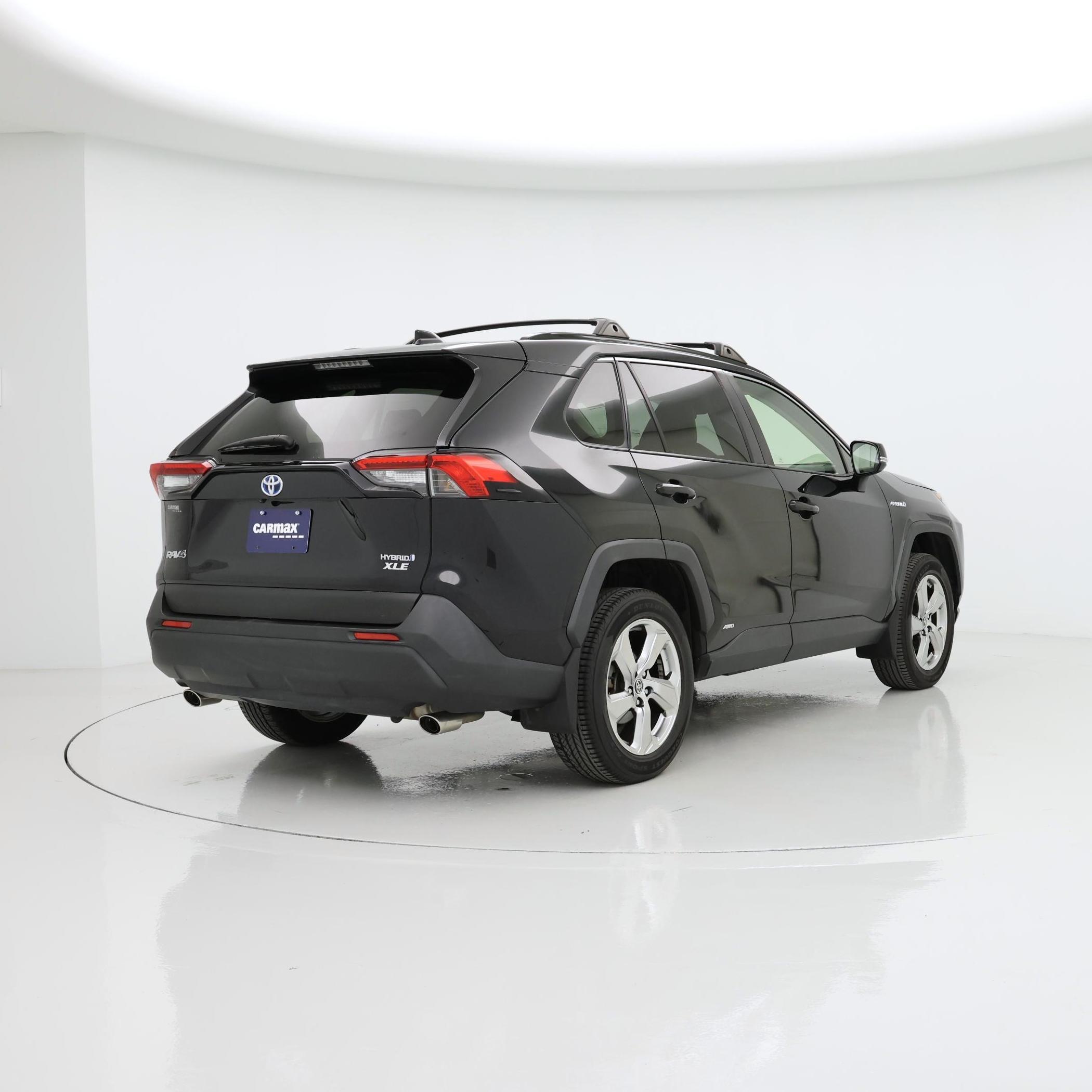 Thumbnail: 2021 Toyota RAV4 - 8