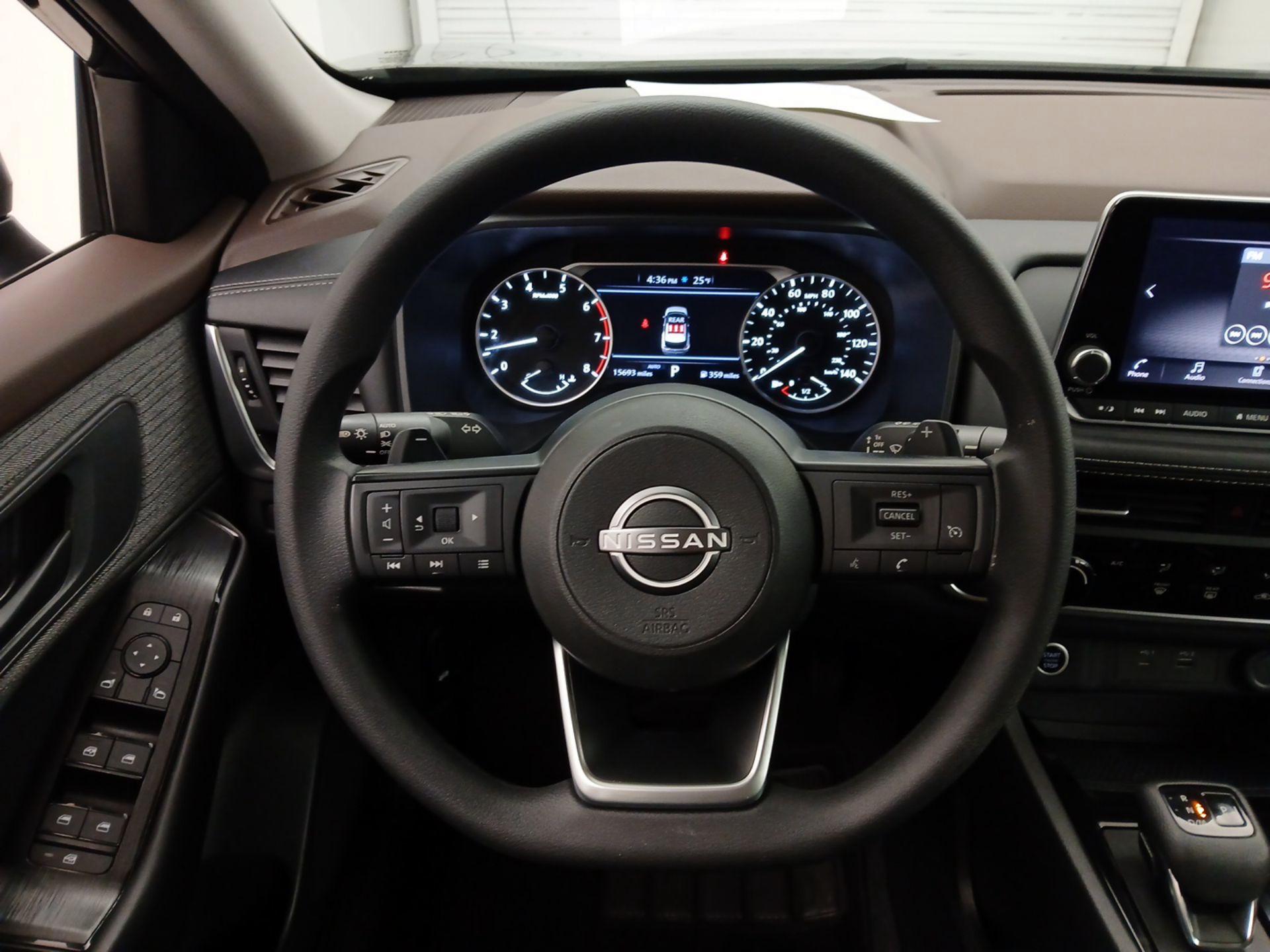 Thumbnail: 2023 Nissan Rogue - 10