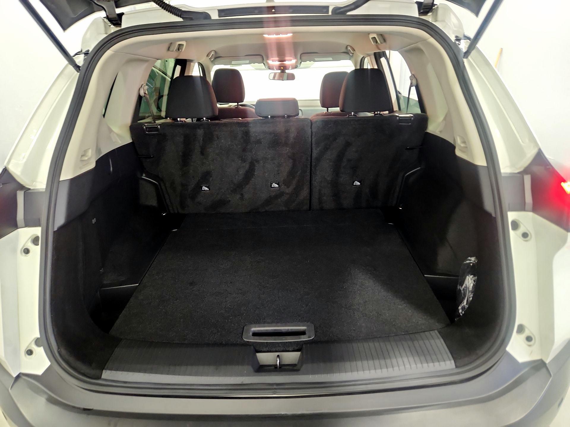 Thumbnail: 2023 Nissan Rogue - 20