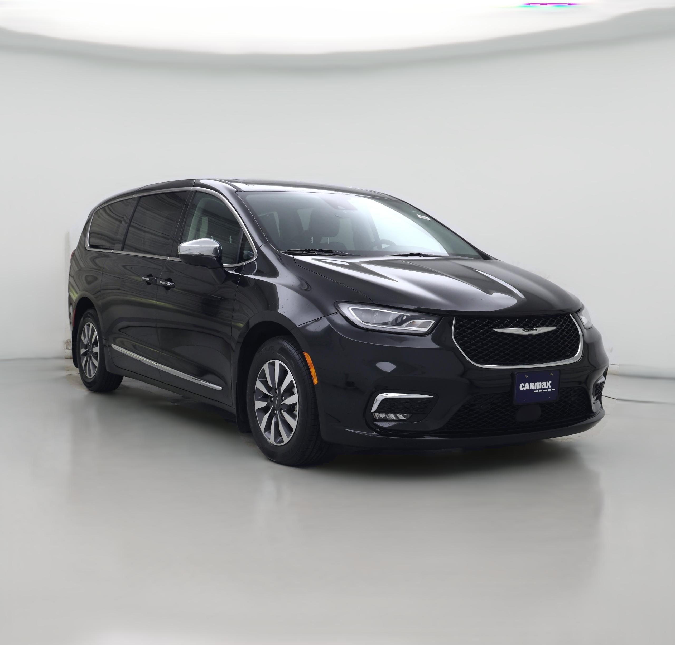 Thumbnail: 2022 Chrysler Pacifica - 1