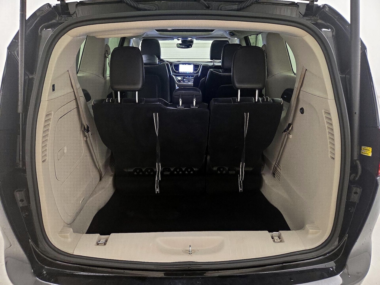 2022 Chrysler Pacifica Hybrid Limited - Photo 24