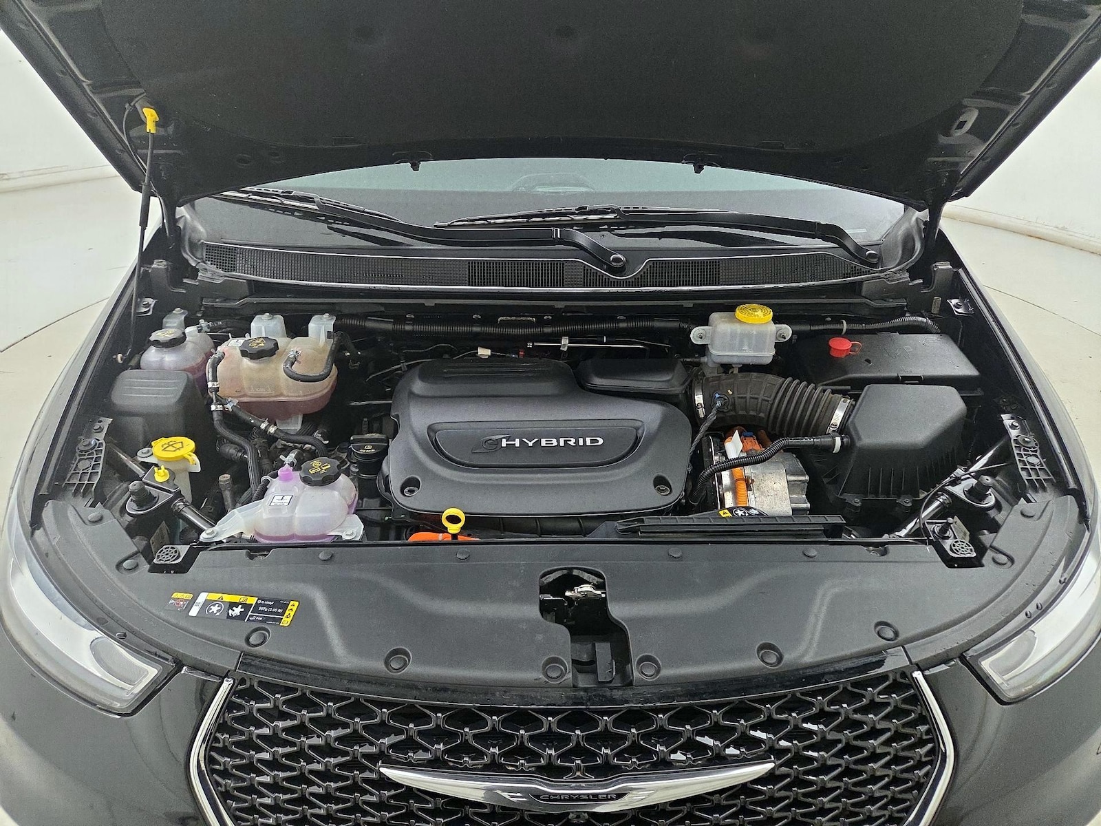 2022 Chrysler Pacifica Hybrid Limited - Photo 26