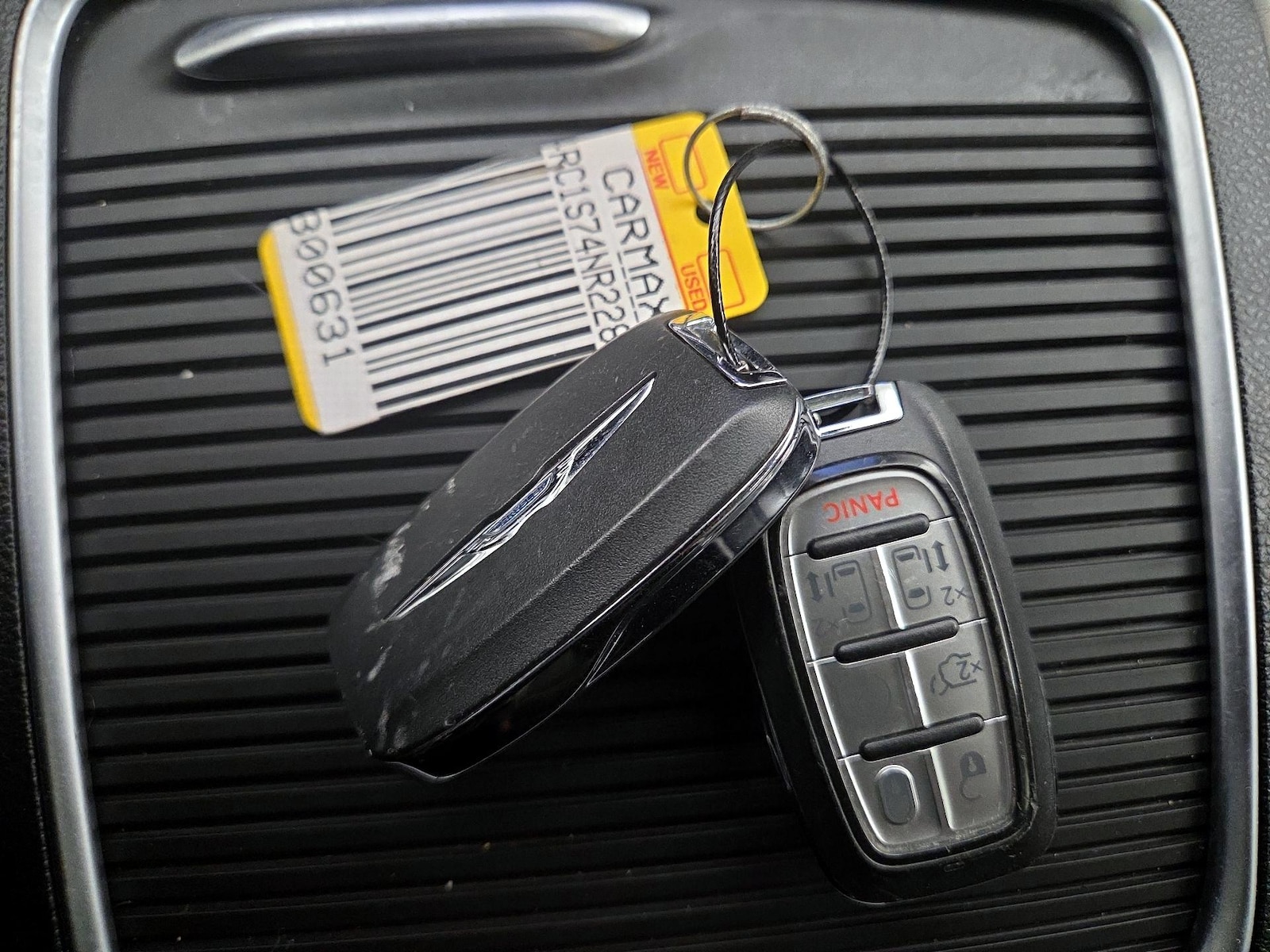 2022 Chrysler Pacifica Hybrid Limited - Photo 28