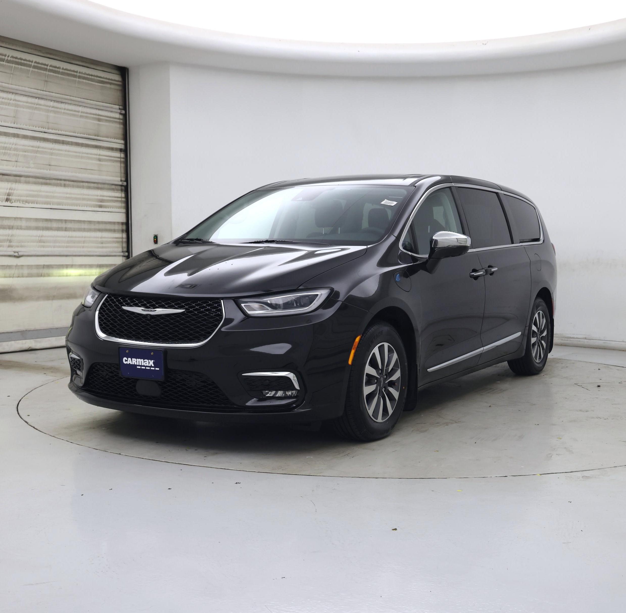 Thumbnail: 2022 Chrysler Pacifica - 4