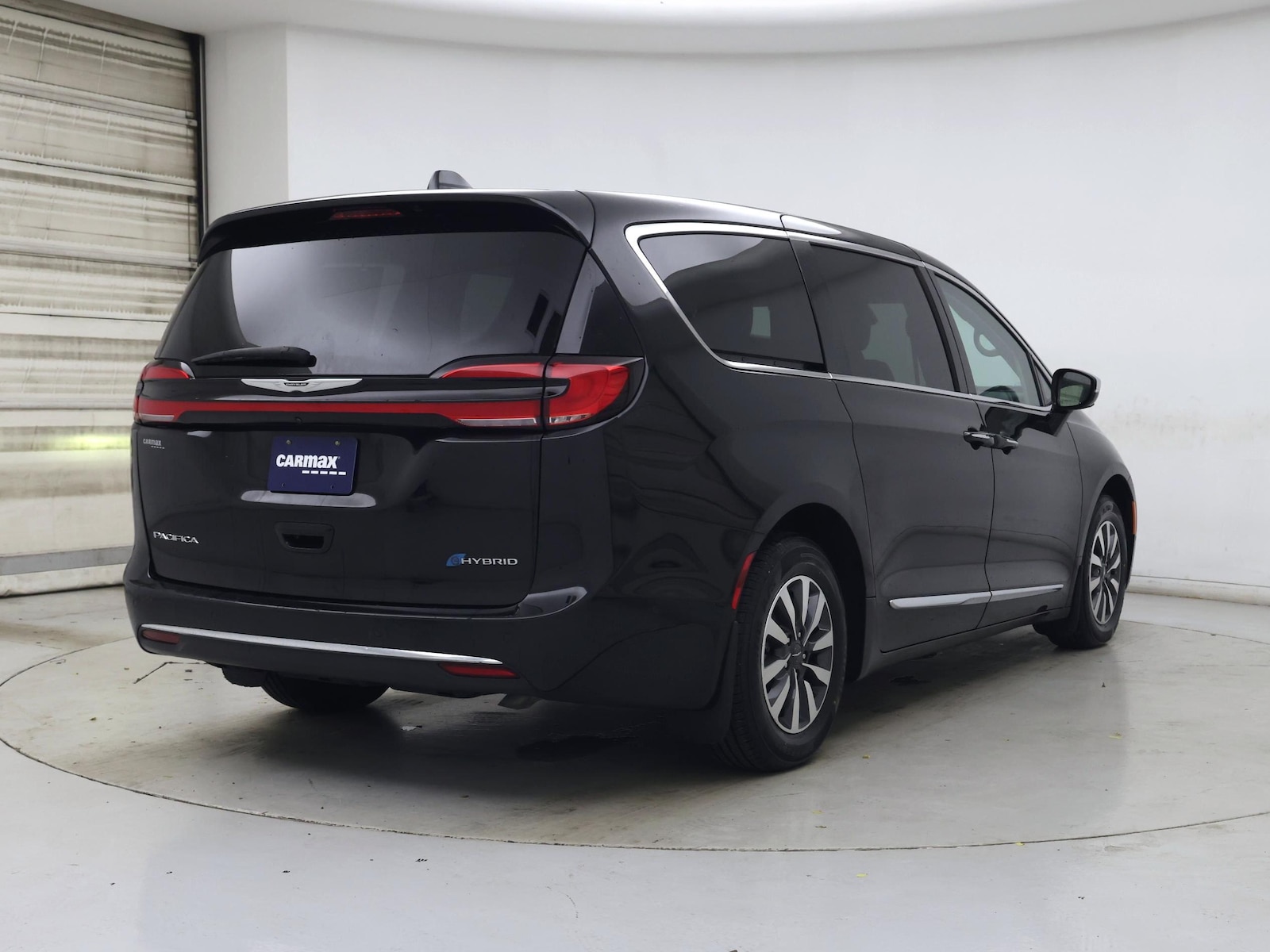 2022 Chrysler Pacifica Hybrid Limited - Photo 9