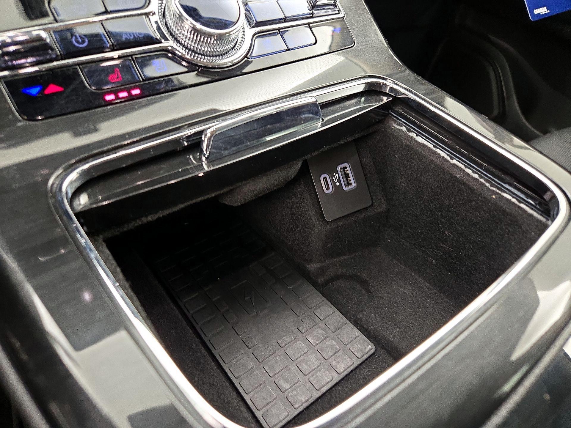 Thumbnail: 2022 Lincoln Nautilus - 19