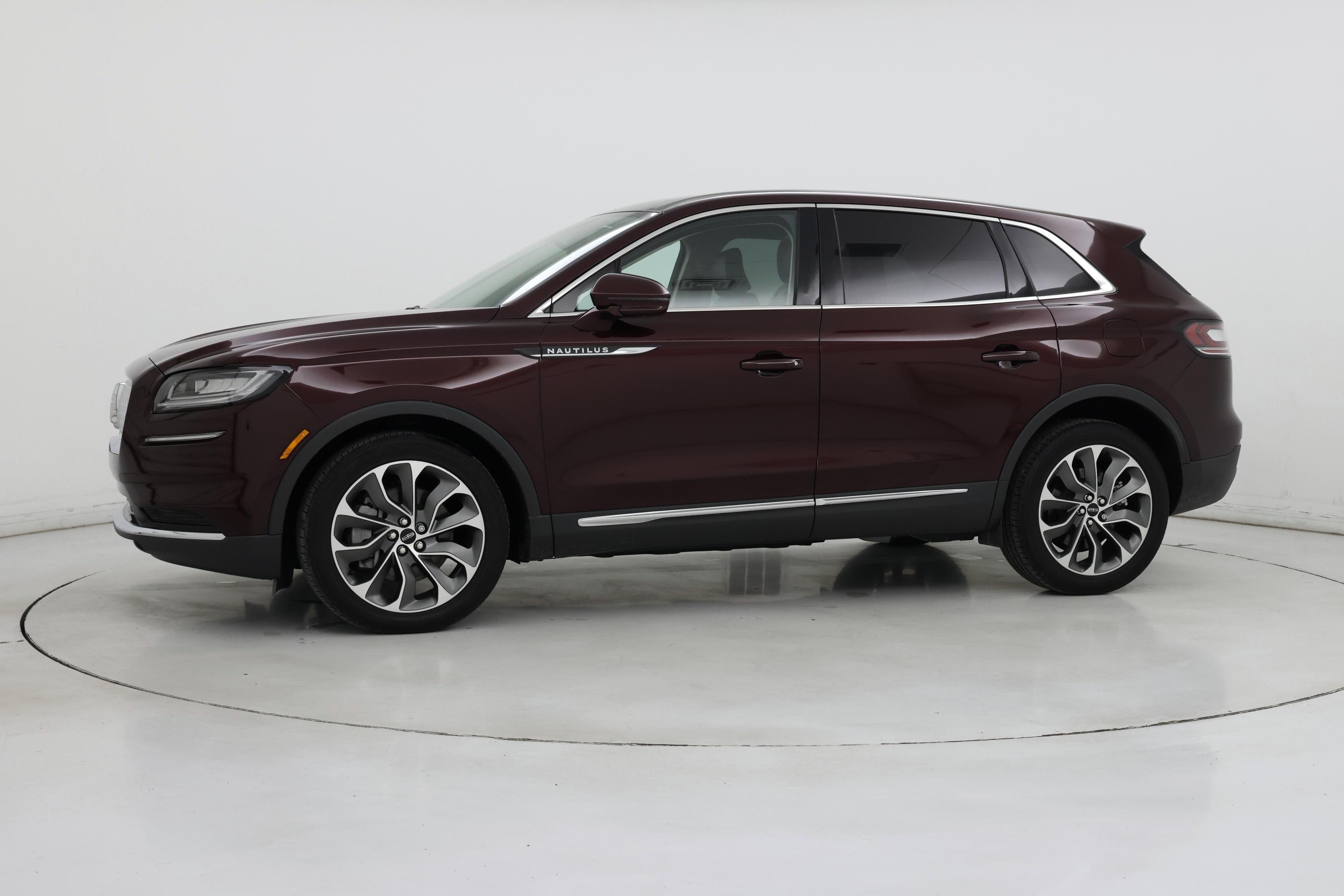 Thumbnail: 2022 Lincoln Nautilus - 7