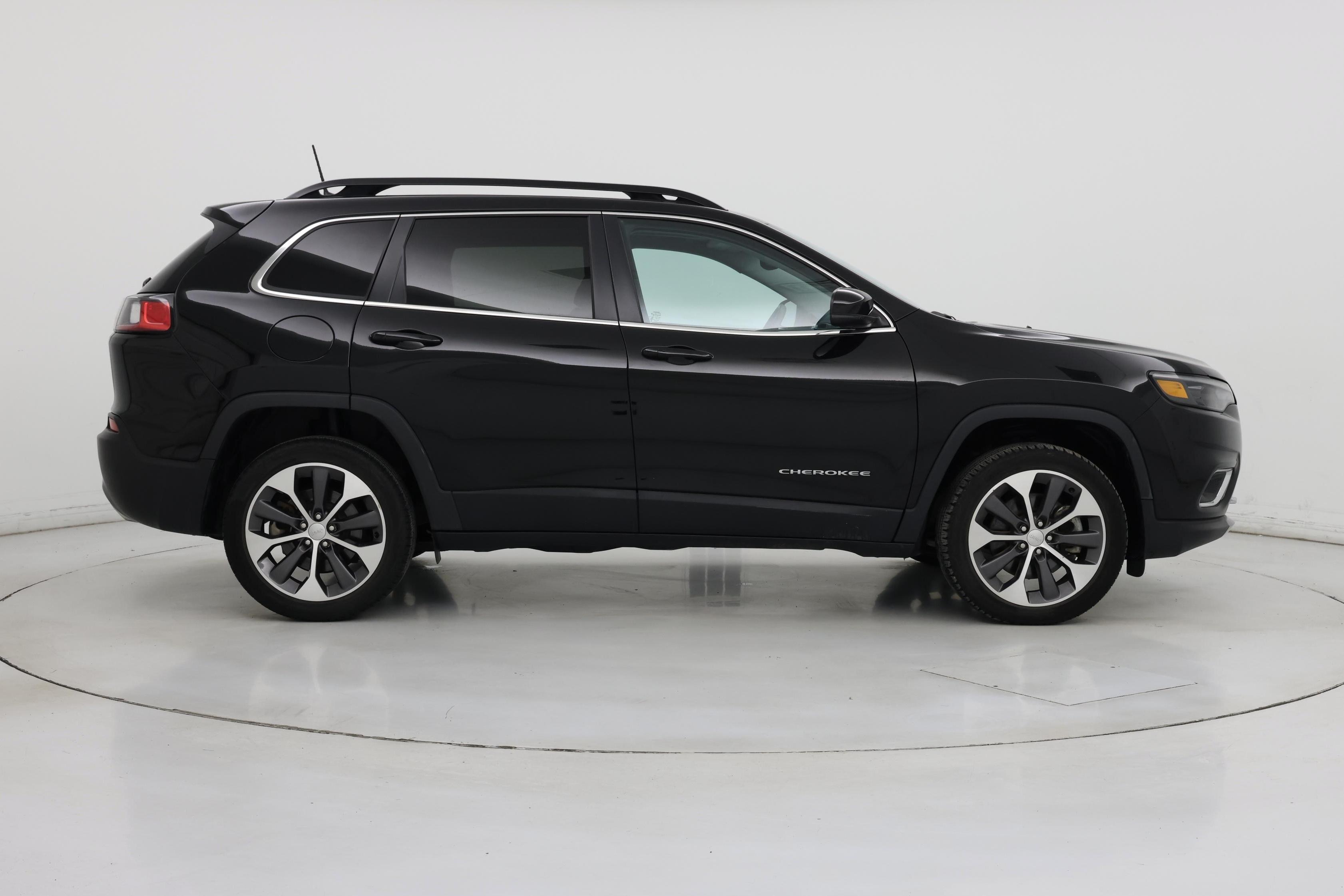 Thumbnail: 2022 Jeep Cherokee - 7